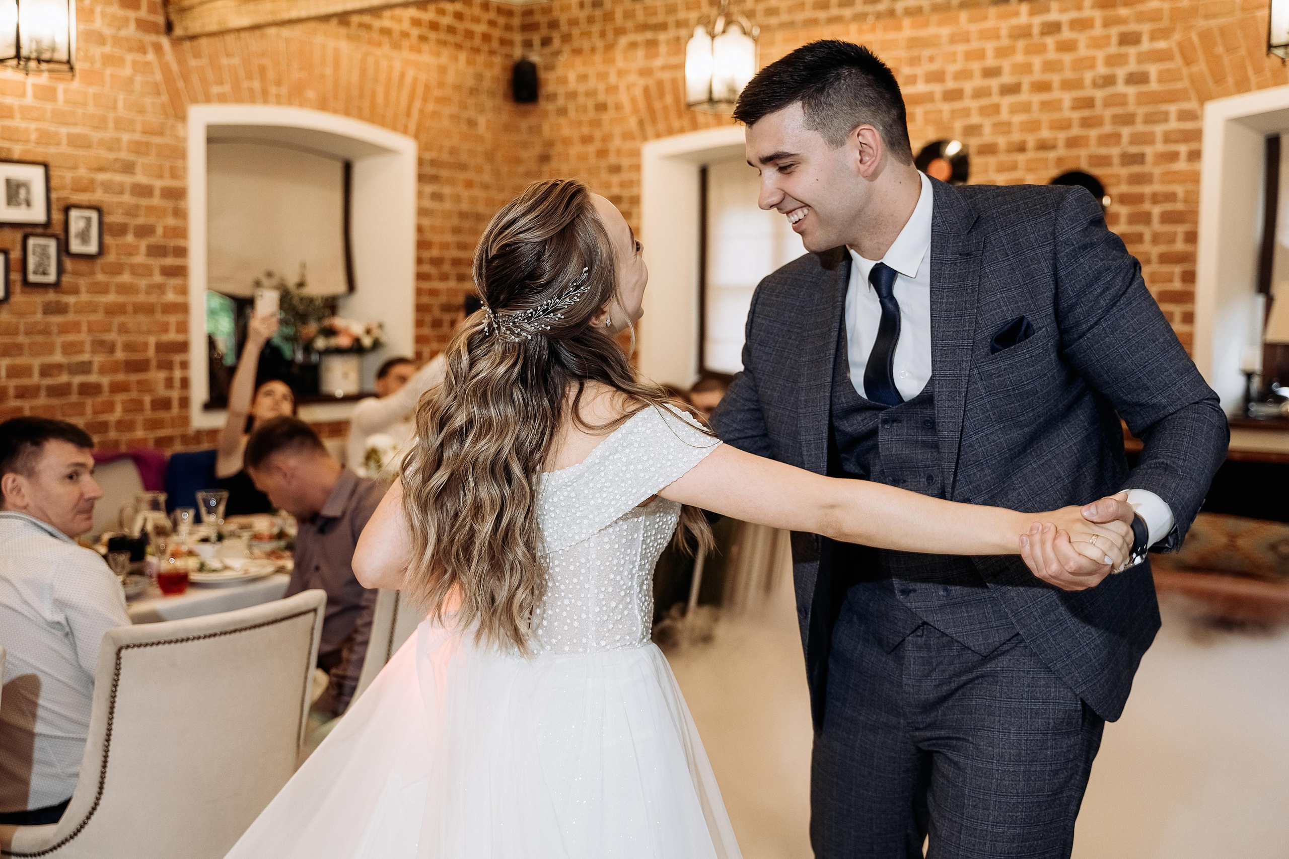 Индивидуальный и семейный фотограф в Москве и городе Видное. Свадебный фотограф в Москве. Свадебный фотограф в Московской области. Свадебная фотосессия 2023. Заказать свадебную фотосессию. Фотограф недорого. Красивые свадебные фотографии. Душевный фотограф. Фотограф Видное. Фотограф Домодедово. Фотограф Бутово. Фотограф Москва. Фотограф Царицыно. Свадебная фотосессия в Царицыно. Семейная фотосессия. Контент-фотосессия в Москве. Контент-фотограф. Визуал для эксперта. 