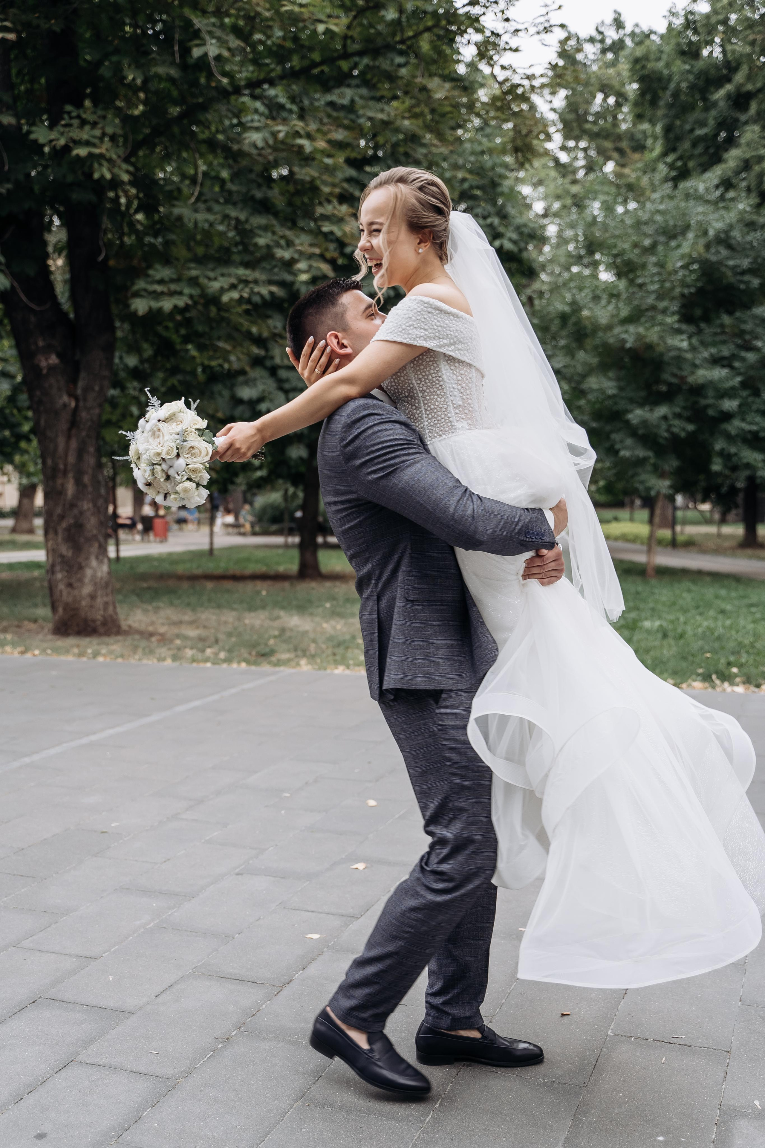 Индивидуальный и семейный фотограф в Москве и городе Видное. Свадебный фотограф в Москве. Свадебный фотограф в Московской области. Свадебная фотосессия 2023. Заказать свадебную фотосессию. Фотограф недорого. Красивые свадебные фотографии. Душевный фотограф. Фотограф Видное. Фотограф Домодедово. Фотограф Бутово. Фотограф Москва. Фотограф Царицыно. Свадебная фотосессия в Царицыно. Семейная фотосессия. Контент-фотосессия в Москве. Контент-фотограф. Визуал для эксперта. 