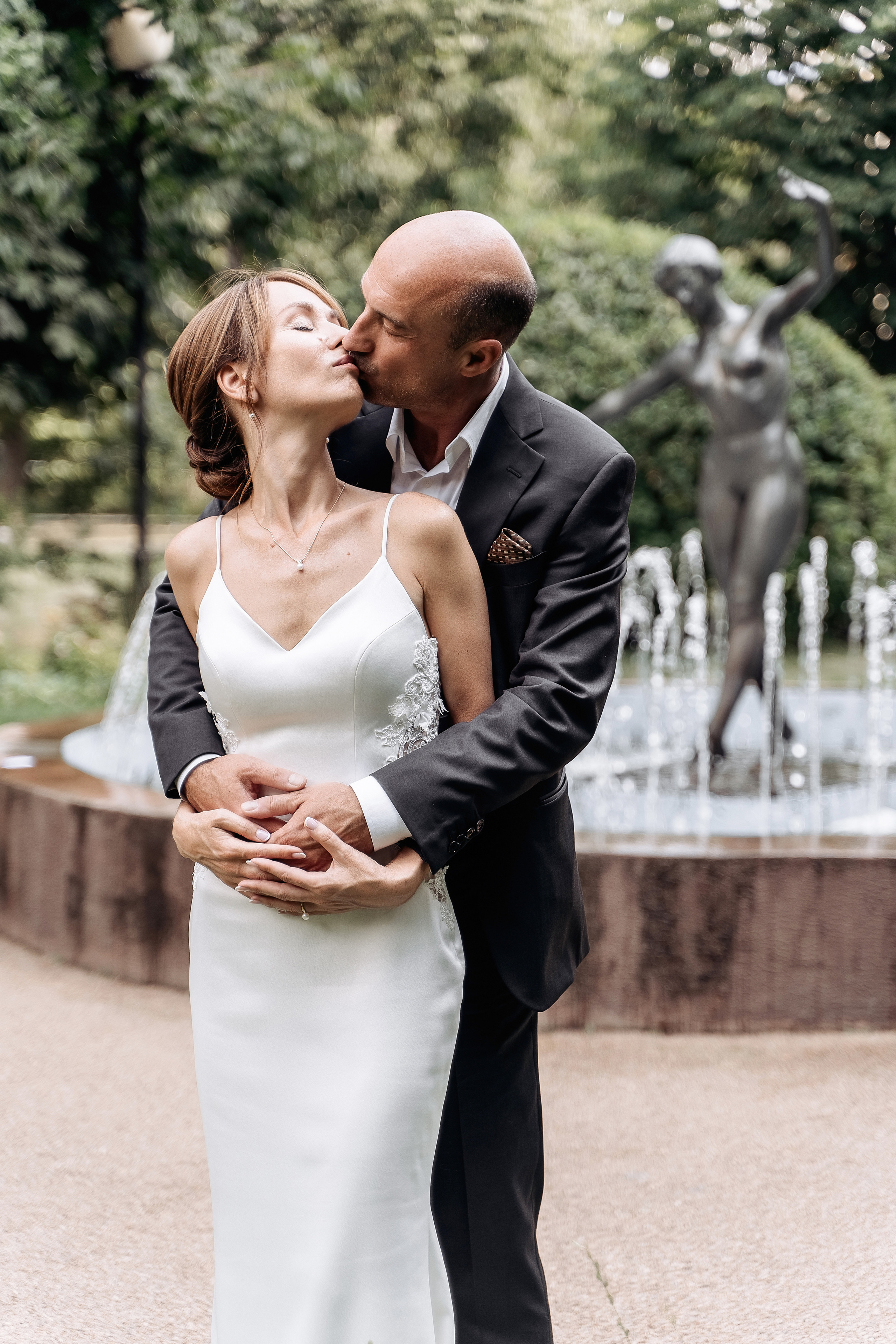 Индивидуальный и семейный фотограф в Москве и городе Видное. Свадебный фотограф в Москве. Свадебный фотограф в Московской области. Свадебная фотосессия 2023. Заказать свадебную фотосессию. Фотограф недорого. Красивые свадебные фотографии. Душевный фотограф. Фотограф Видное. Фотограф Домодедово. Фотограф Бутово. Фотограф Москва. Фотограф Царицыно. Свадебная фотосессия в Царицыно. Семейная фотосессия. Контент-фотосессия в Москве. Контент-фотограф. Визуал для эксперта. 