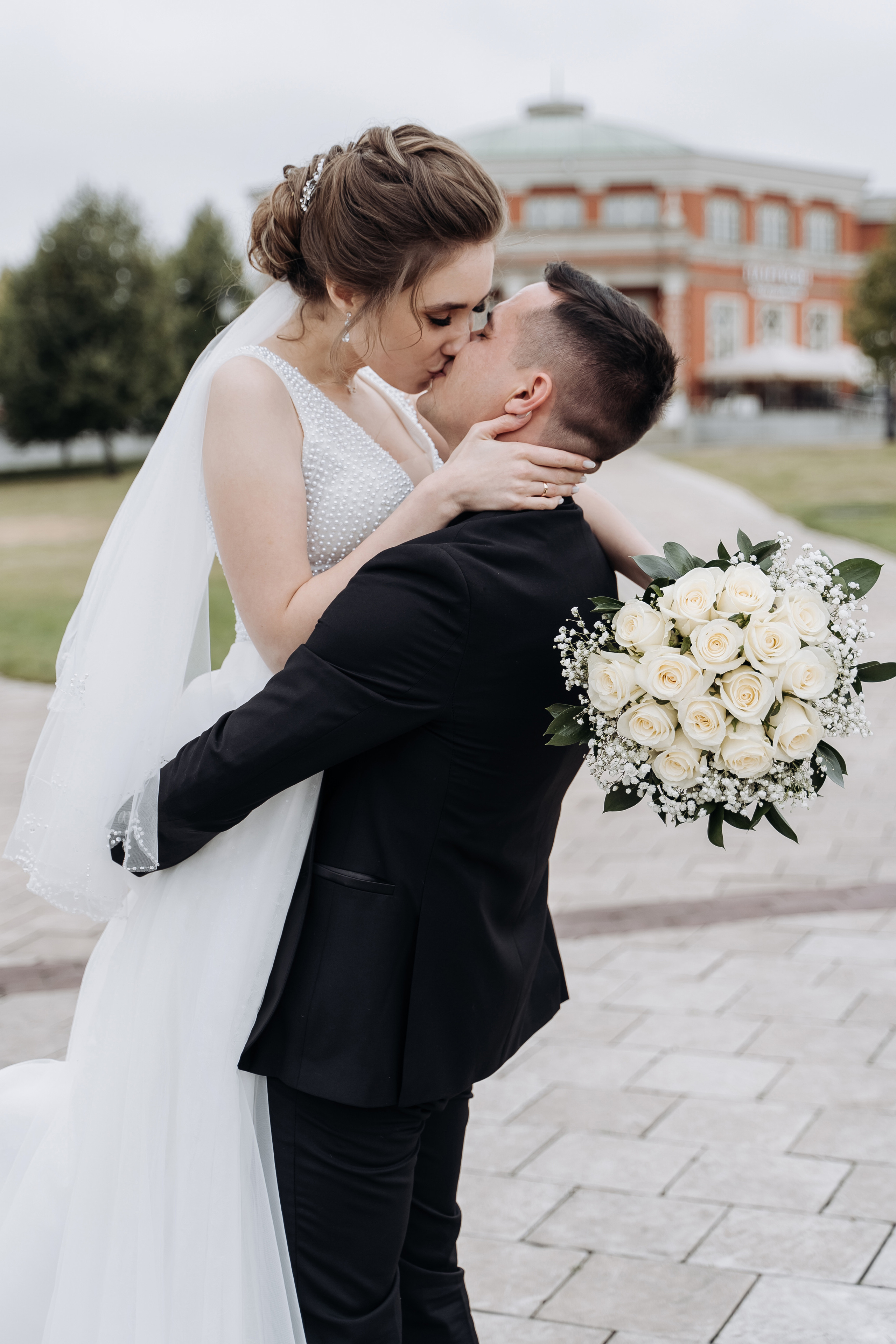 Индивидуальный и семейный фотограф в Москве и городе Видное. Свадебный фотограф в Москве. Свадебный фотограф в Московской области. Свадебная фотосессия 2023. Заказать свадебную фотосессию. Фотограф недорого. Красивые свадебные фотографии. Душевный фотограф. Фотограф Видное. Фотограф Домодедово. Фотограф Бутово. Фотограф Москва. Фотограф Царицыно. Свадебная фотосессия в Царицыно. Семейная фотосессия. Контент-фотосессия в Москве. Контент-фотограф. Визуал для эксперта. 