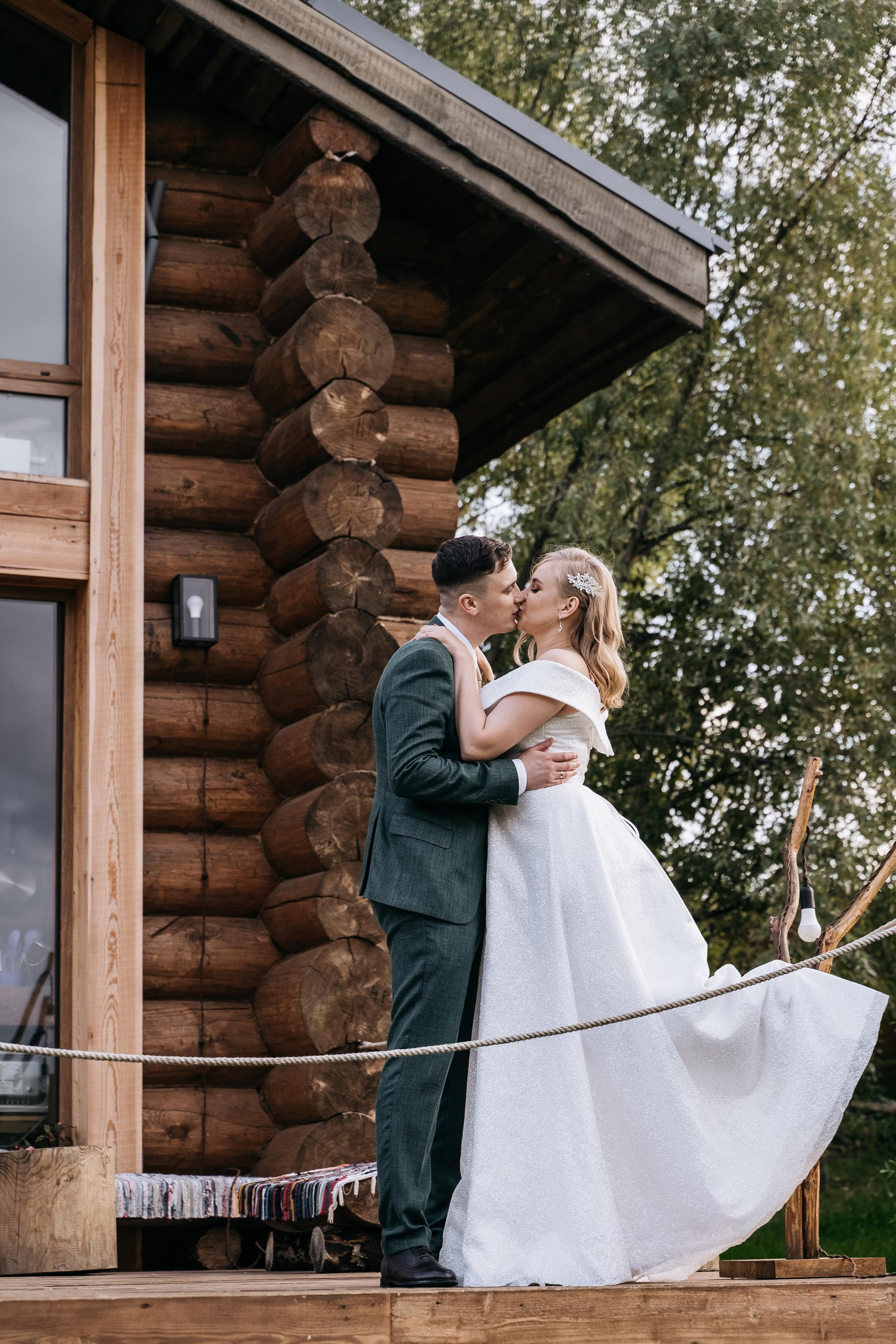 Индивидуальный и семейный фотограф в Москве и городе Видное. Свадебный фотограф в Москве. Свадебный фотограф в Московской области. Свадебная фотосессия 2023. Заказать свадебную фотосессию. Фотограф недорого. Красивые свадебные фотографии. Душевный фотограф. Фотограф Видное. Фотограф Домодедово. Фотограф Бутово. Фотограф Москва. Фотограф Царицыно. Свадебная фотосессия в Царицыно. Семейная фотосессия. Контент-фотосессия в Москве. Контент-фотограф. Визуал для эксперта. 