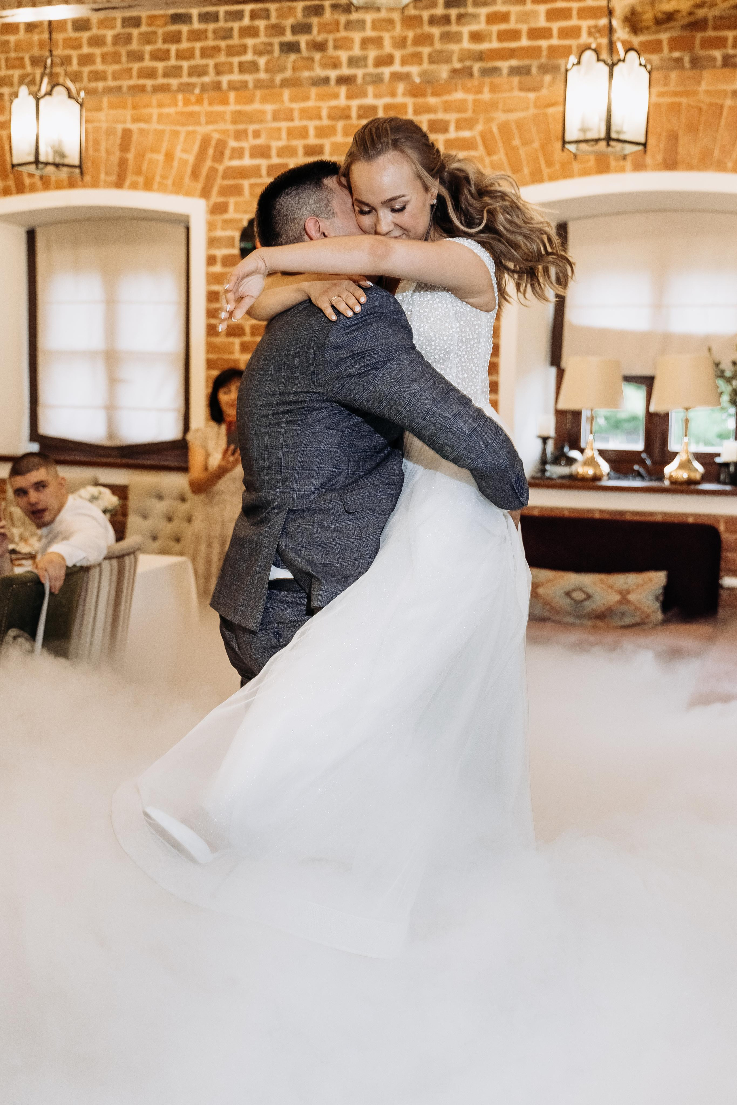 Индивидуальный и семейный фотограф в Москве и городе Видное. Свадебный фотограф в Москве. Свадебный фотограф в Московской области. Свадебная фотосессия 2023. Заказать свадебную фотосессию. Фотограф недорого. Красивые свадебные фотографии. Душевный фотограф. Фотограф Видное. Фотограф Домодедово. Фотограф Бутово. Фотограф Москва. Фотограф Царицыно. Свадебная фотосессия в Царицыно. Семейная фотосессия. Контент-фотосессия в Москве. Контент-фотограф. Визуал для эксперта. 