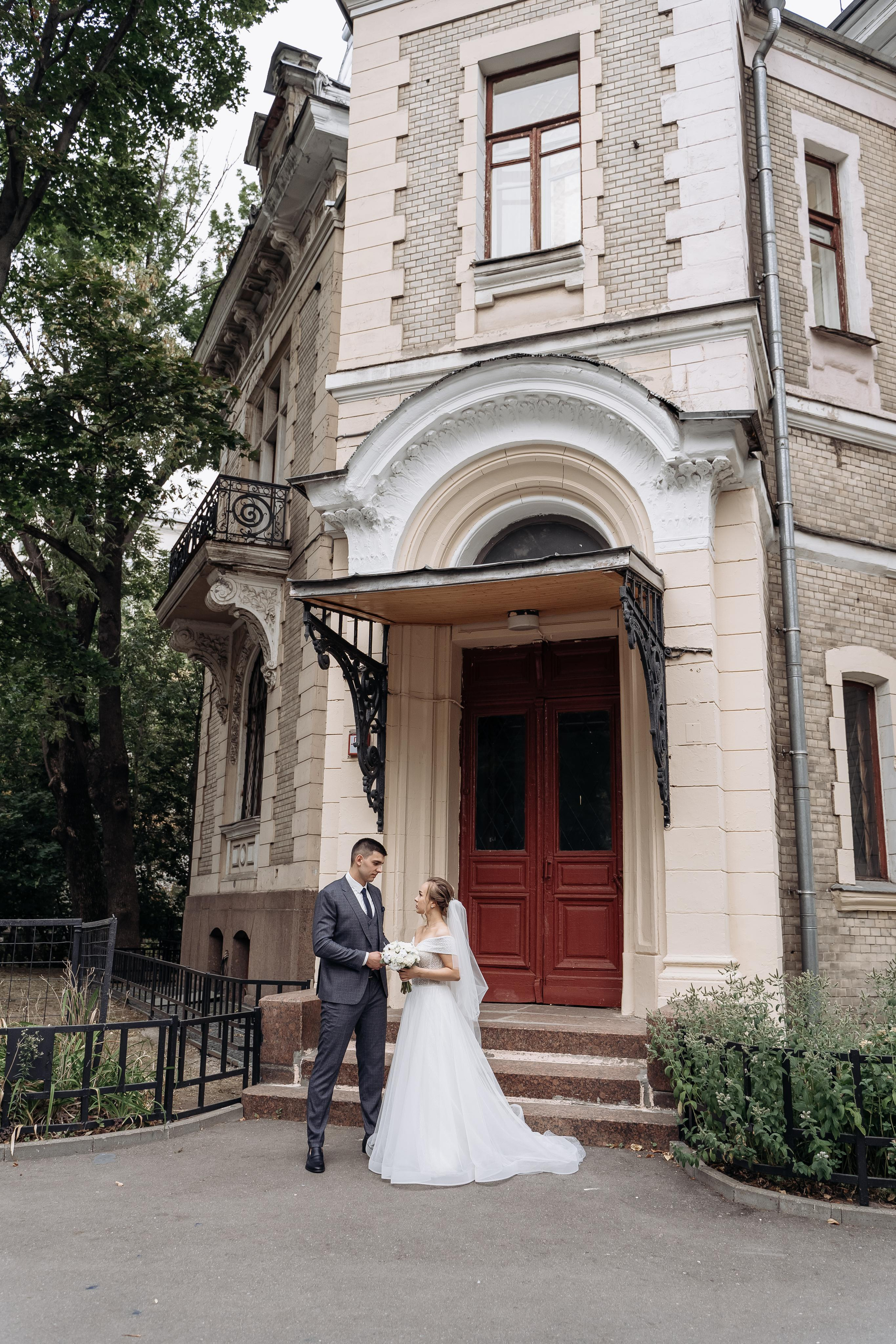 Индивидуальный и семейный фотограф в Москве и городе Видное. Свадебный фотограф в Москве. Свадебный фотограф в Московской области. Свадебная фотосессия 2023. Заказать свадебную фотосессию. Фотограф недорого. Красивые свадебные фотографии. Душевный фотограф. Фотограф Видное. Фотограф Домодедово. Фотограф Бутово. Фотограф Москва. Фотограф Царицыно. Свадебная фотосессия в Царицыно. Семейная фотосессия. Контент-фотосессия в Москве. Контент-фотограф. Визуал для эксперта. 