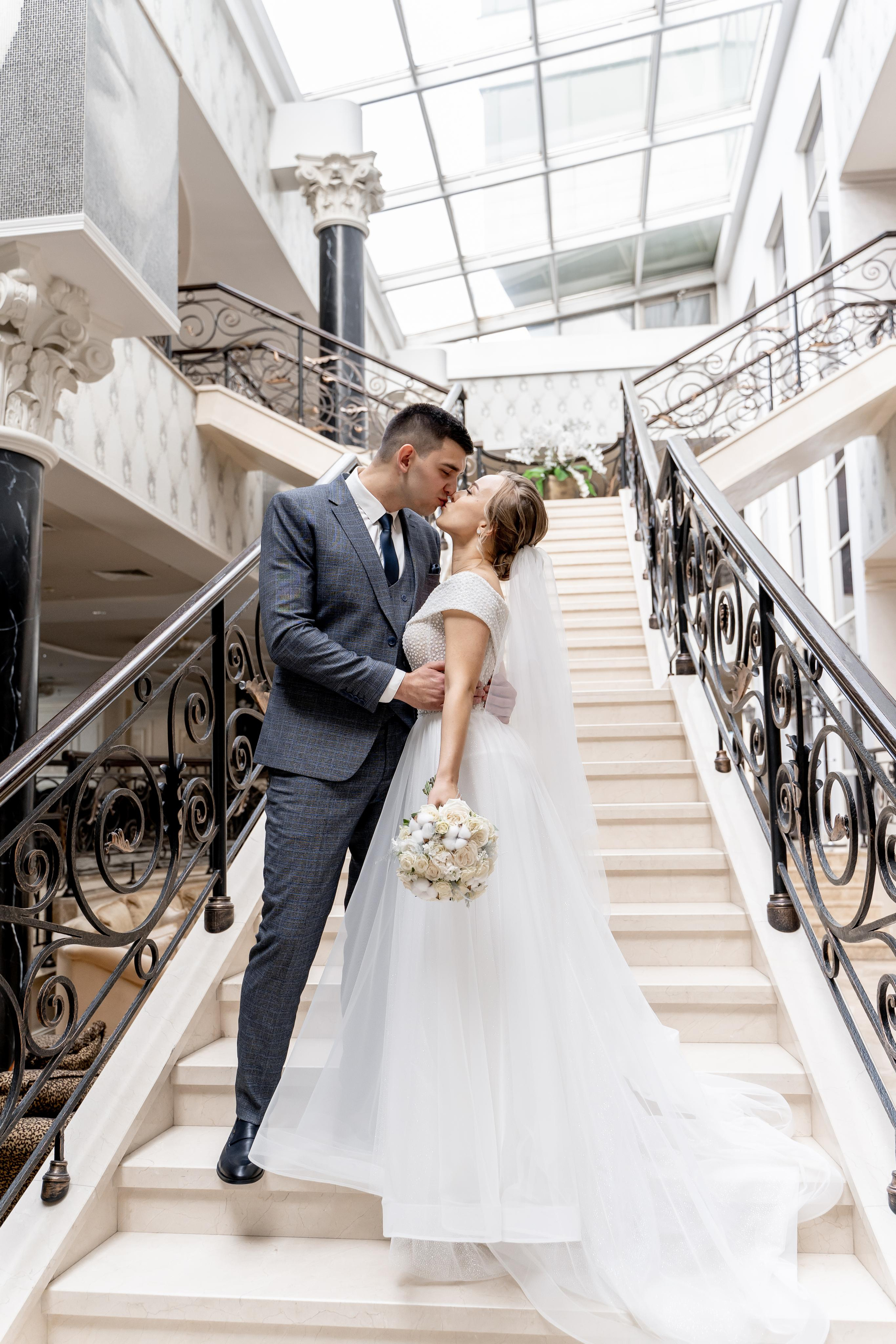 Индивидуальный и семейный фотограф в Москве и городе Видное. Свадебный фотограф в Москве. Свадебный фотограф в Московской области. Свадебная фотосессия 2023. Заказать свадебную фотосессию. Фотограф недорого. Красивые свадебные фотографии. Душевный фотограф. Фотограф Видное. Фотограф Домодедово. Фотограф Бутово. Фотограф Москва. Фотограф Царицыно. Свадебная фотосессия в Царицыно. Семейная фотосессия. Контент-фотосессия в Москве. Контент-фотограф. Визуал для эксперта. 