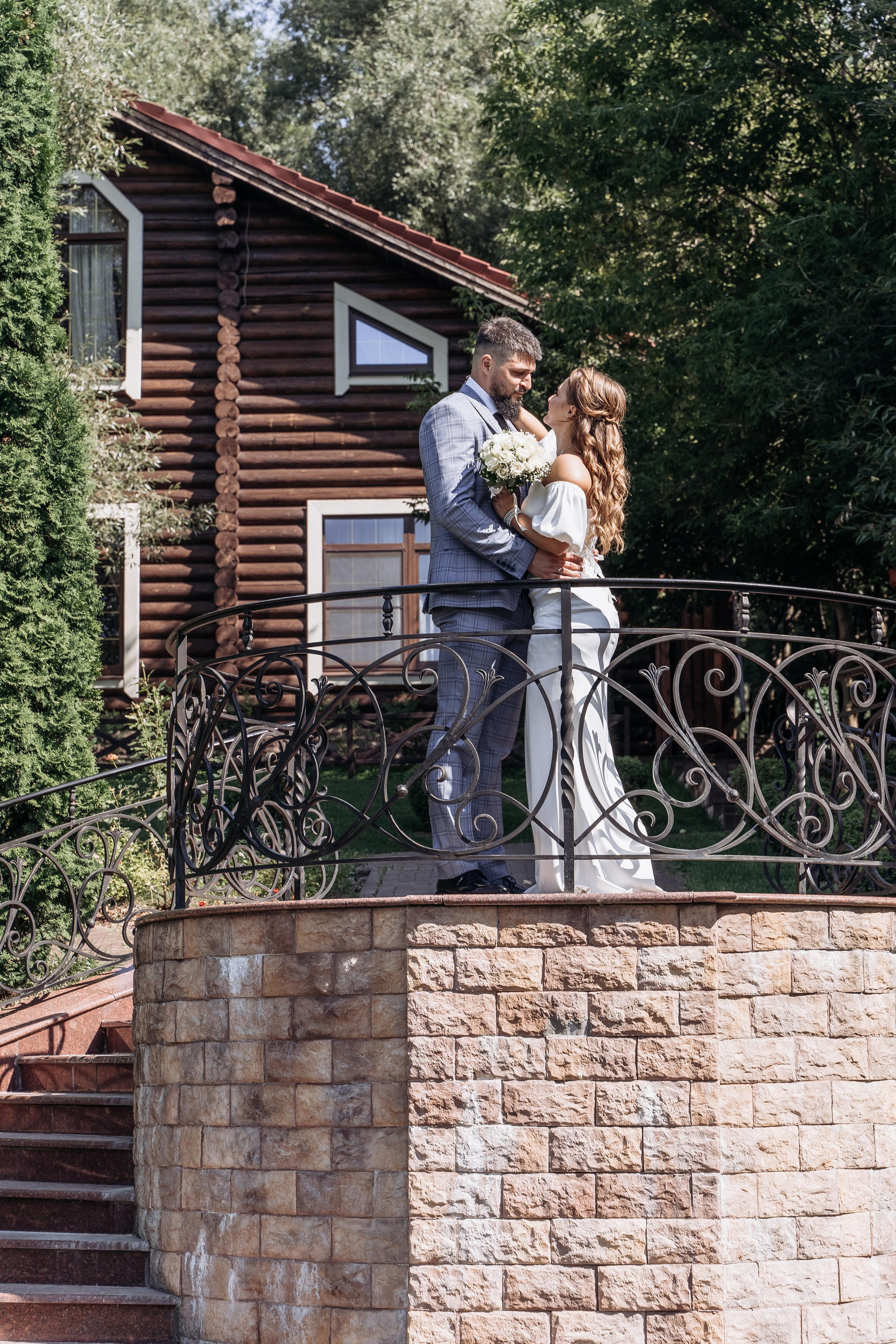 Индивидуальный и семейный фотограф в Москве и городе Видное. Свадебный фотограф в Москве. Свадебный фотограф в Московской области. Свадебная фотосессия 2023. Заказать свадебную фотосессию. Фотограф недорого. Красивые свадебные фотографии. Душевный фотограф. Фотограф Видное. Фотограф Домодедово. Фотограф Бутово. Фотограф Москва. Фотограф Царицыно. Свадебная фотосессия в Царицыно. Семейная фотосессия. Контент-фотосессия в Москве. Контент-фотограф. Визуал для эксперта. 