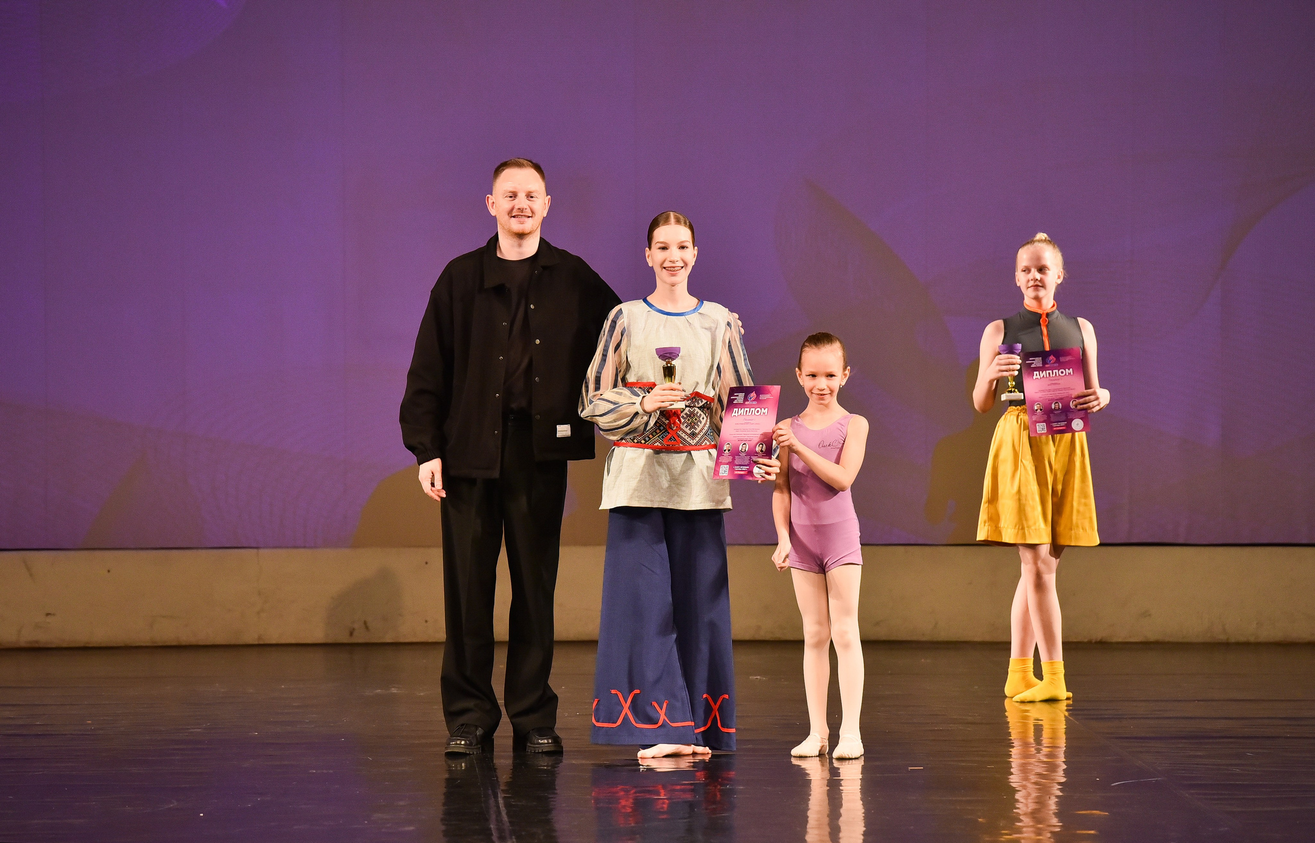 01.12.2024 Фестиваль хореографического искусства «АРТ-КОМПАС. СЕВЕРО-ЗАПАД» г. Спб. Медиастудия Фото Концепт