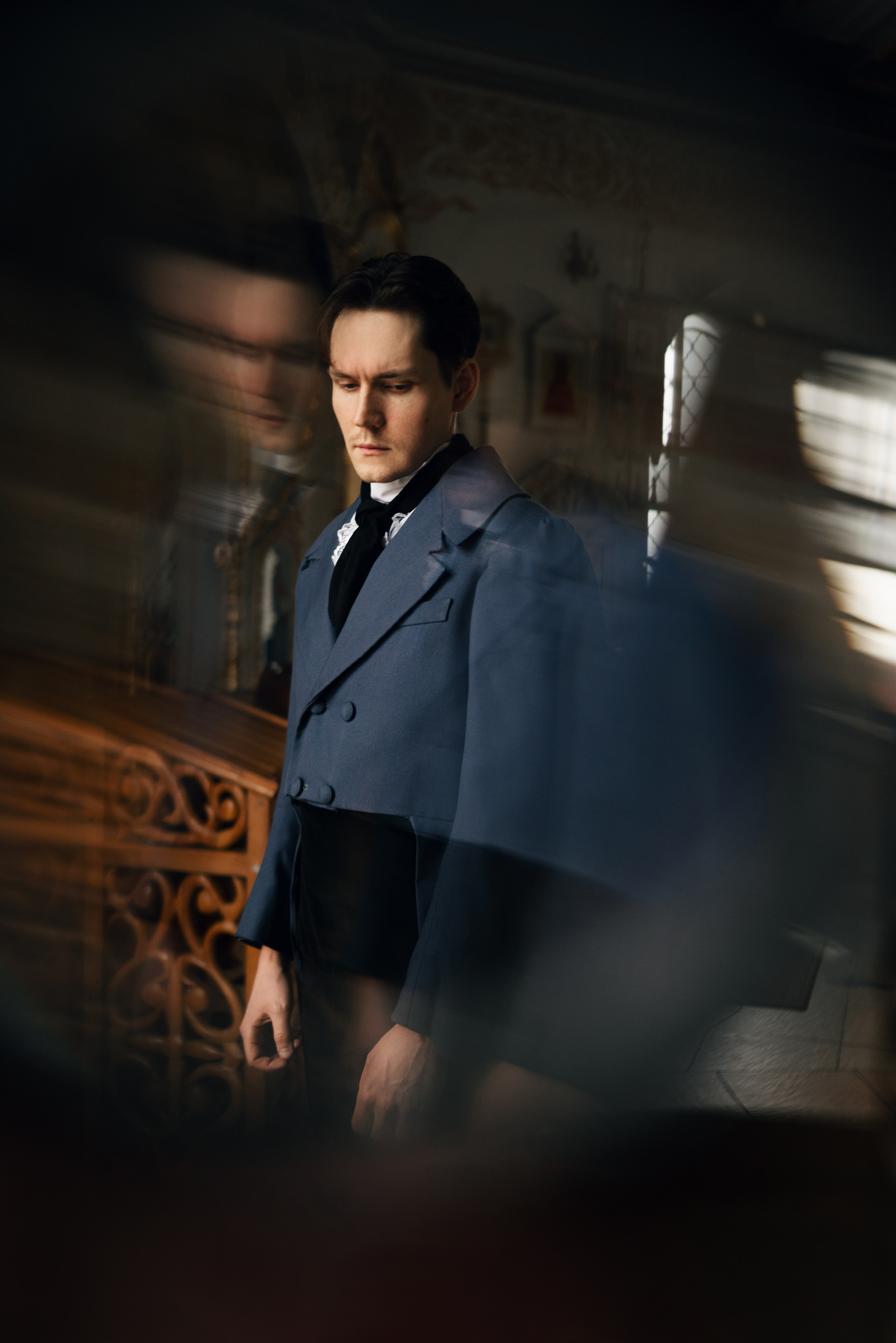 Фёдор Ивицкий (Всеволожск). Непарадное в парадных