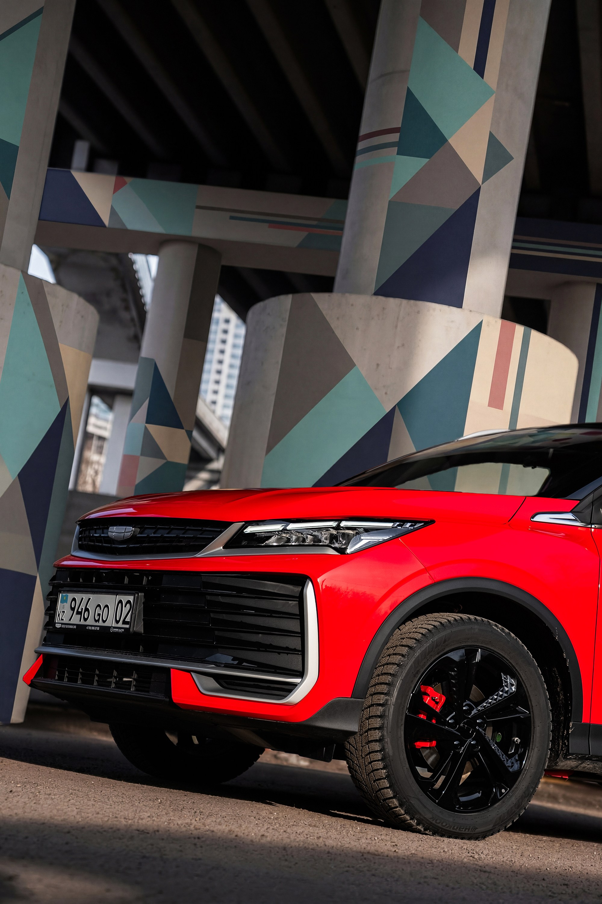 Geely Coolray 2025. Рекламный и портретный фотограф в Алматы, обучение для фотографов — Равиль Абушаев