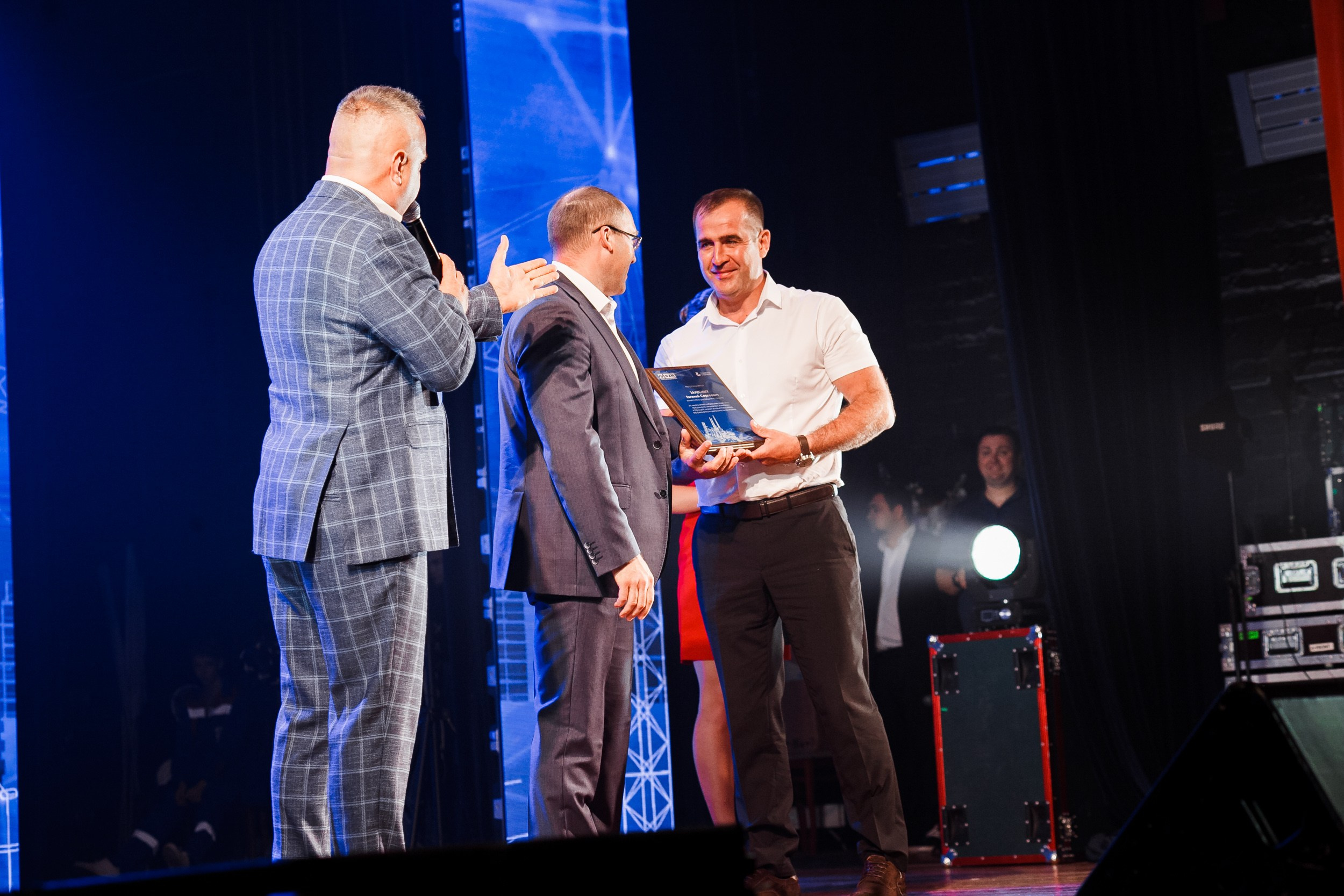 Юбилей фирмы «НЕФТЕЗАВОДМОНТАЖ». Свадебный и детский фотограф в Волгограде Слава Белов