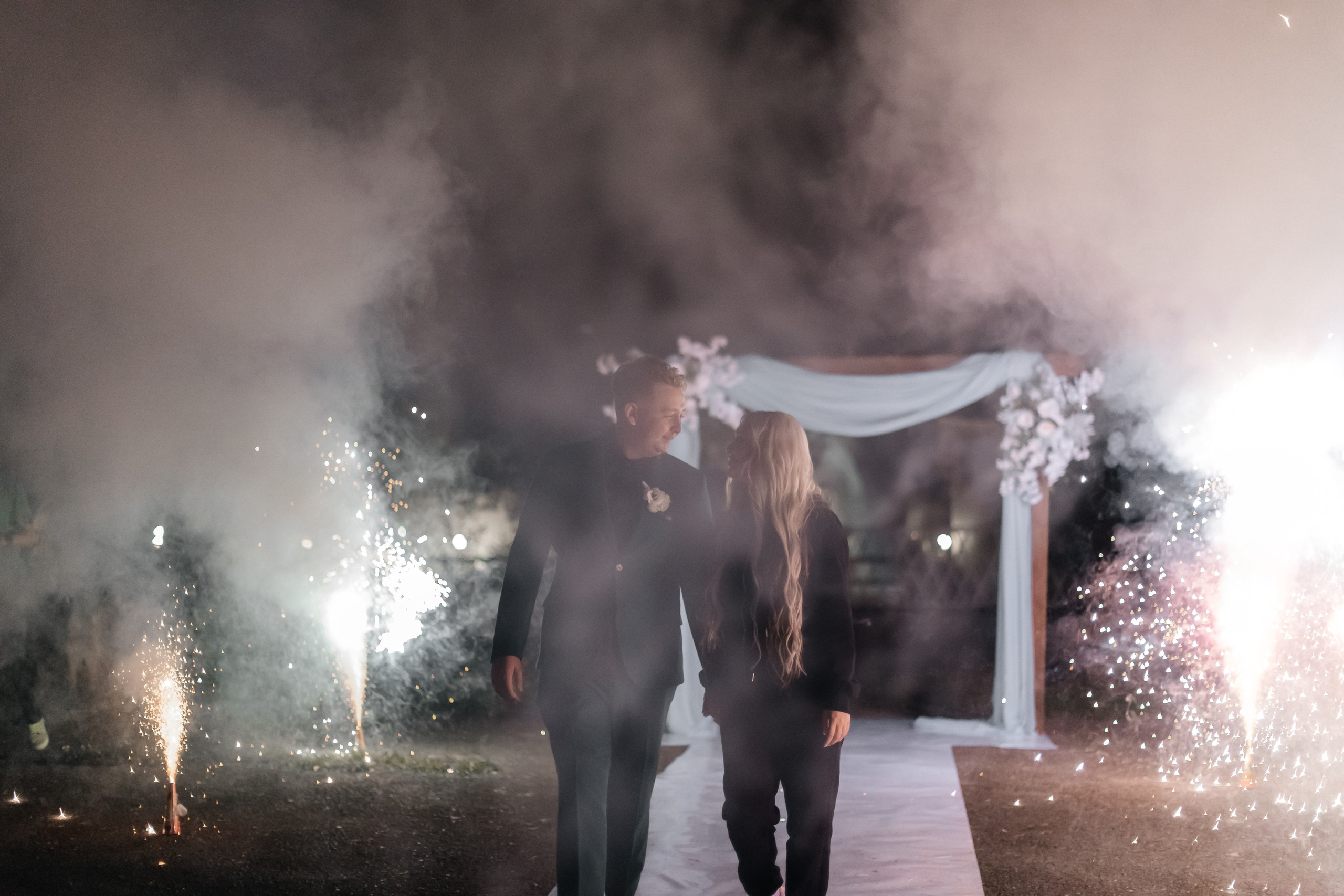 Константин и Дарья. Свадебный организатор координатор Екатеринбург Серов Дарья Окишева