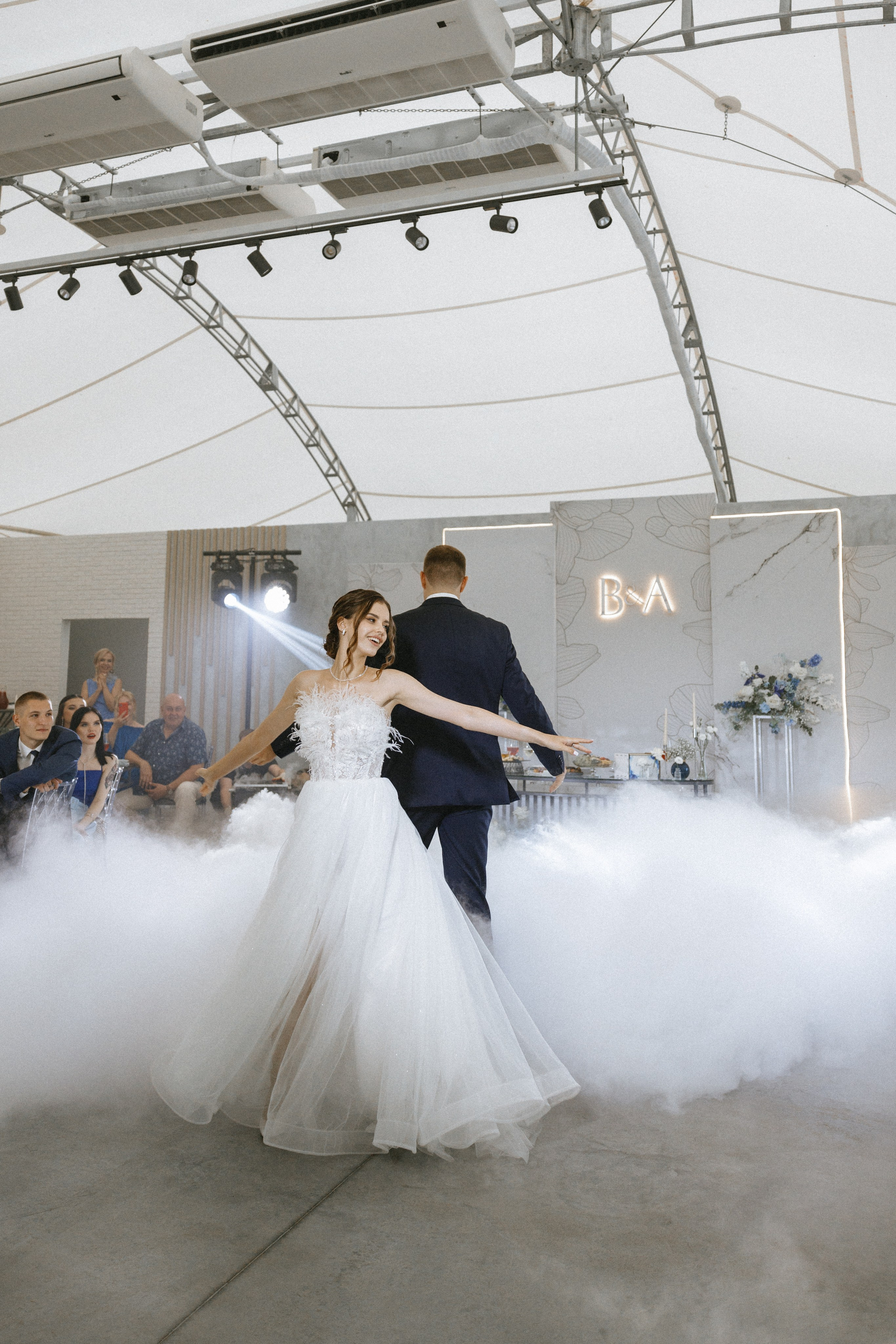 Влад и Арина. Hyatt- шатер Небо. Свадебный фотограф Балчугова Мария Екатеринбург