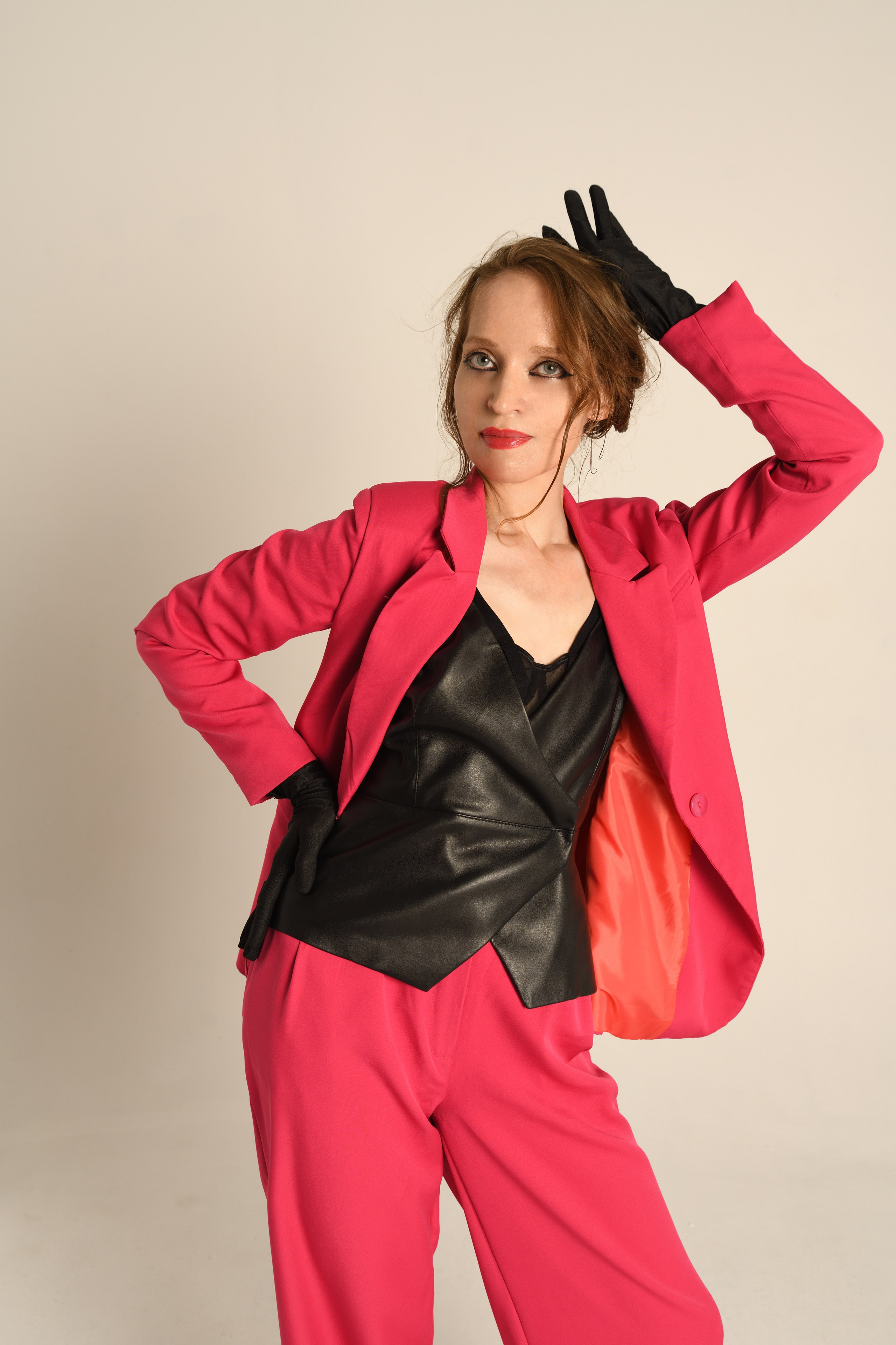 MAGENTA POWER. Yulia Yurchevskaya | Art Director & Visual Visionary