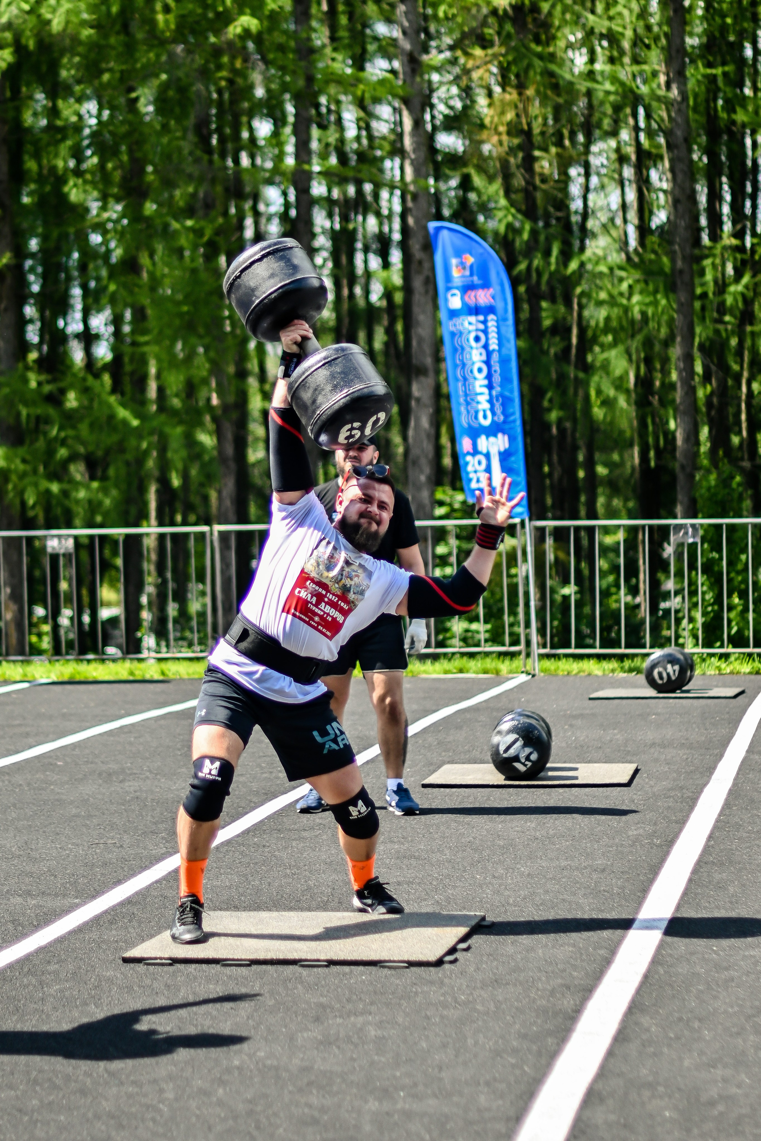 СТРОНГ. Фотограф для бизнесконтента, репортажей и семейного альбома в Москве
