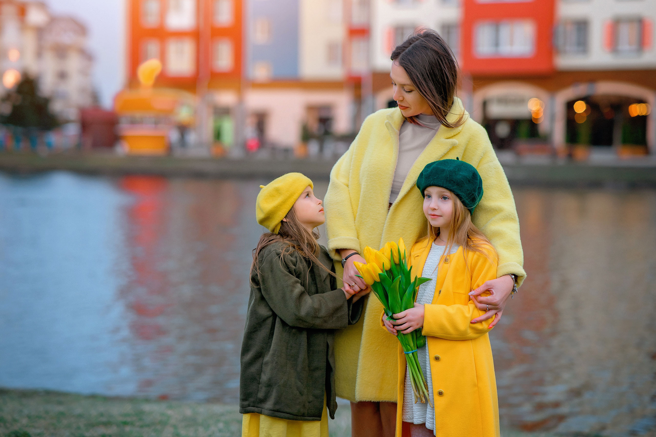 Двойняшки в Немецкой деревне. Фотограф в Египте, Хургаде, Луксоре, Сафаге. Фотограф по всему миру