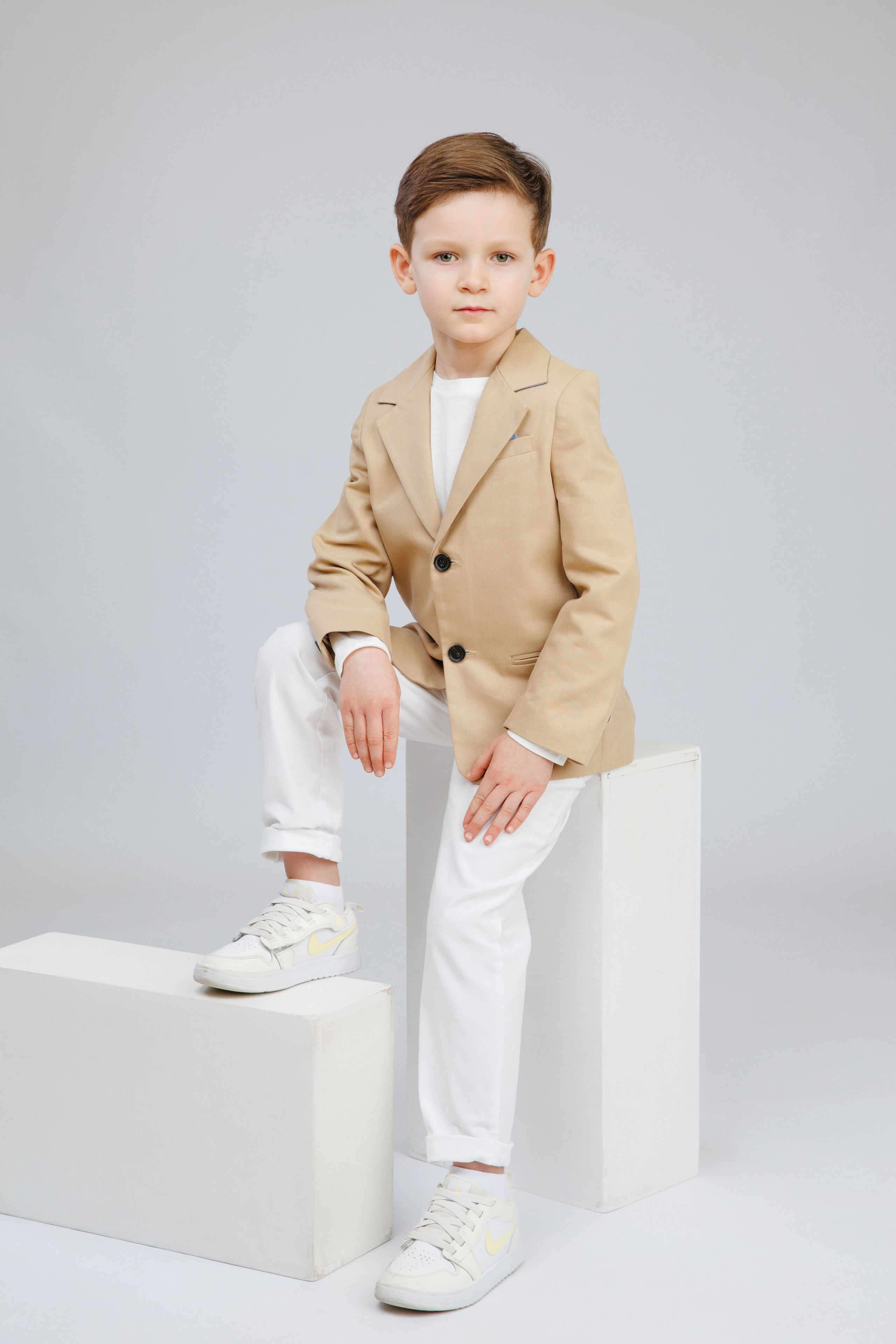 ПОРТРЕТЫ. Выпускные альбомы в Москве FOTOVMESTE