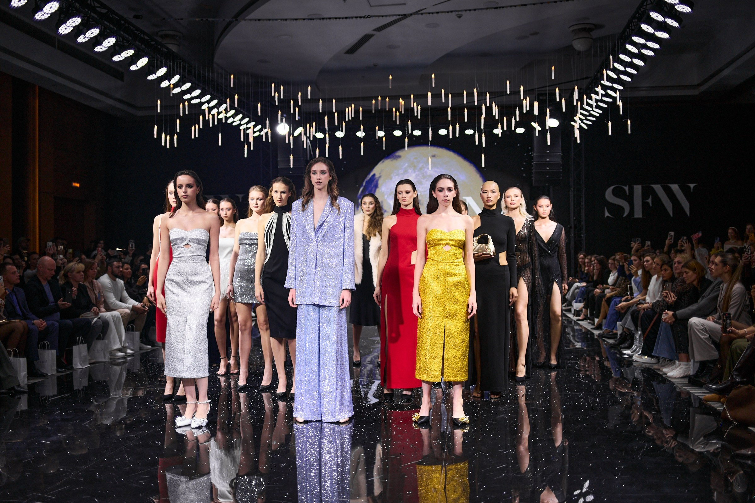 Sochi Fashion Week осень 2024. Professional photographer in Sochi Victoria Joy. Teaching Photography