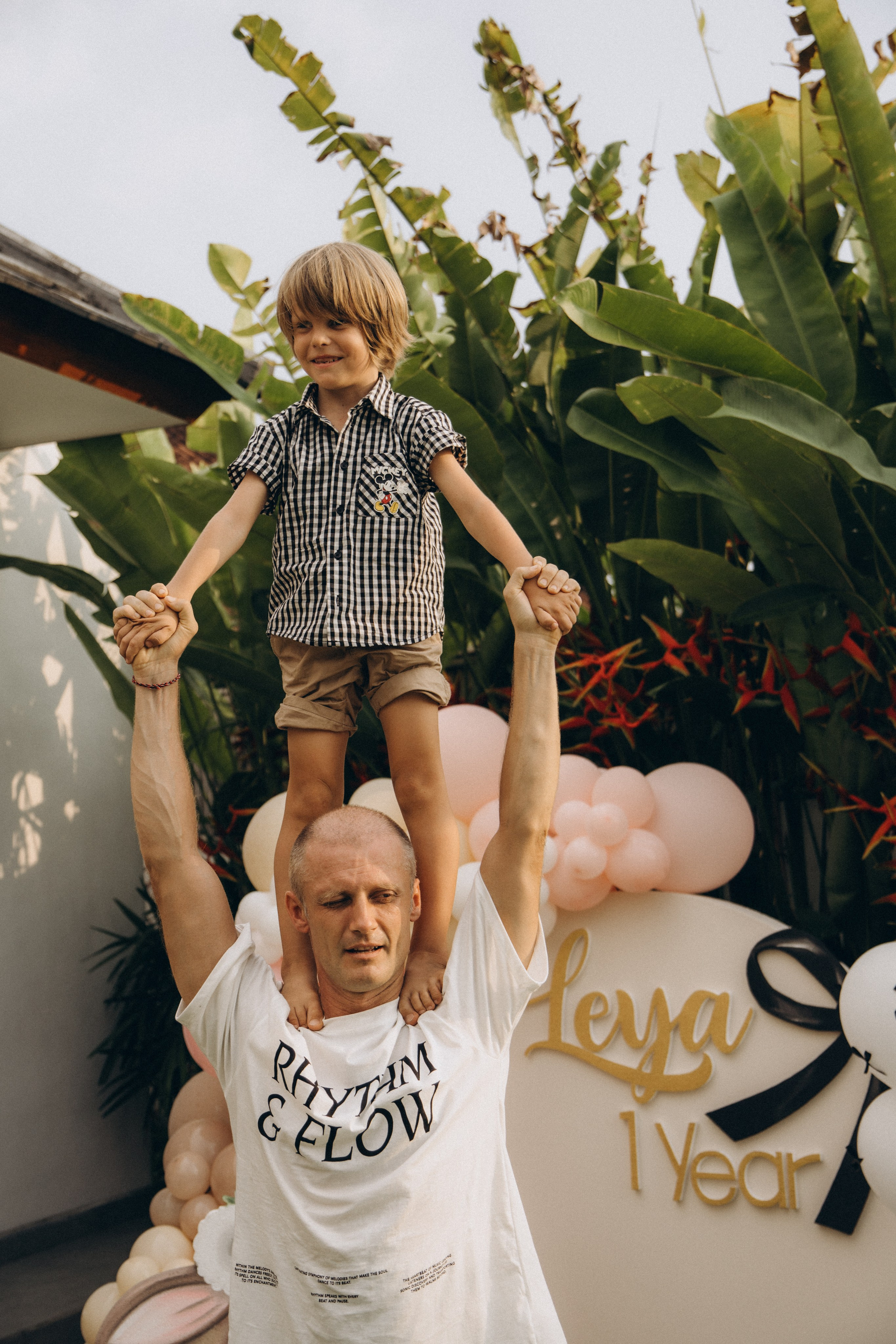 Gleb, Ira, Sonya, Kirill & Leya. Olga Antipova — photographer