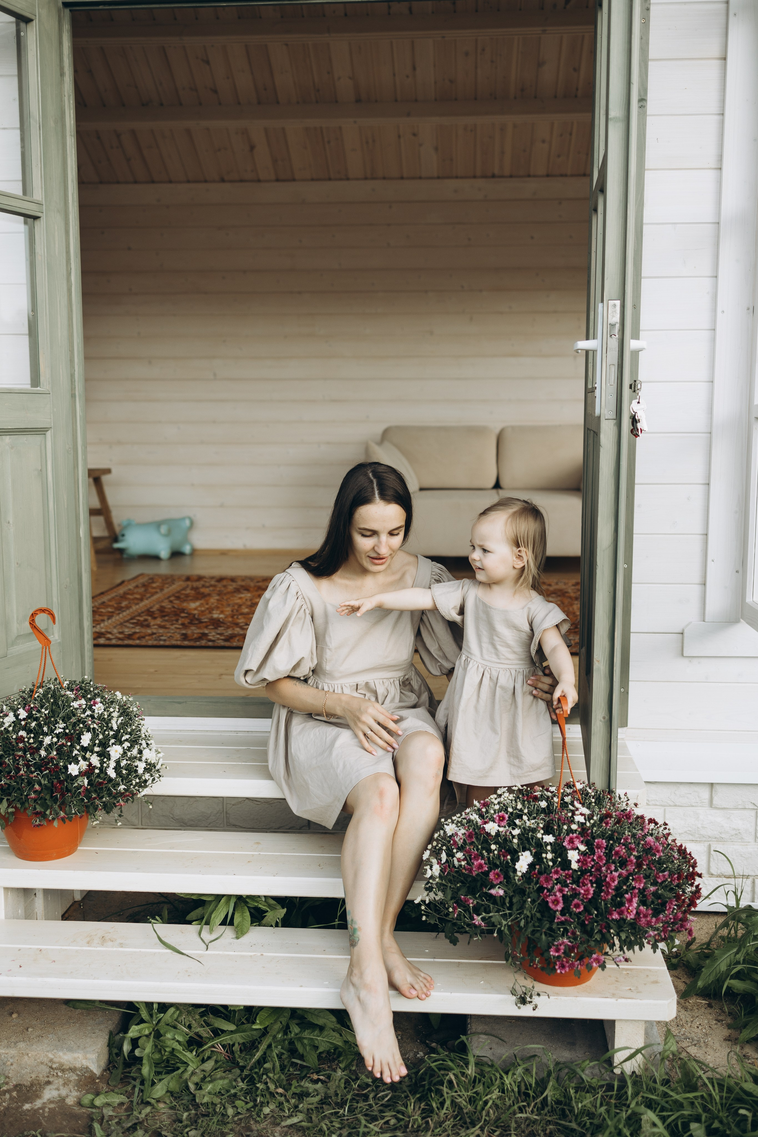 Оля и Мирослава Беседка. Семейный фотограф в Москве Виктория Ястребинская