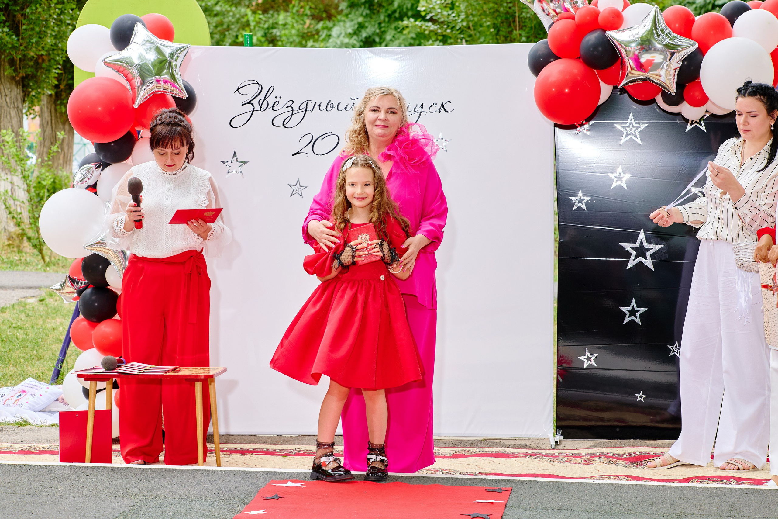 Выпускной 45 сад. Фотограф Выпускные альбомы Таганрог Сергей Коробченко