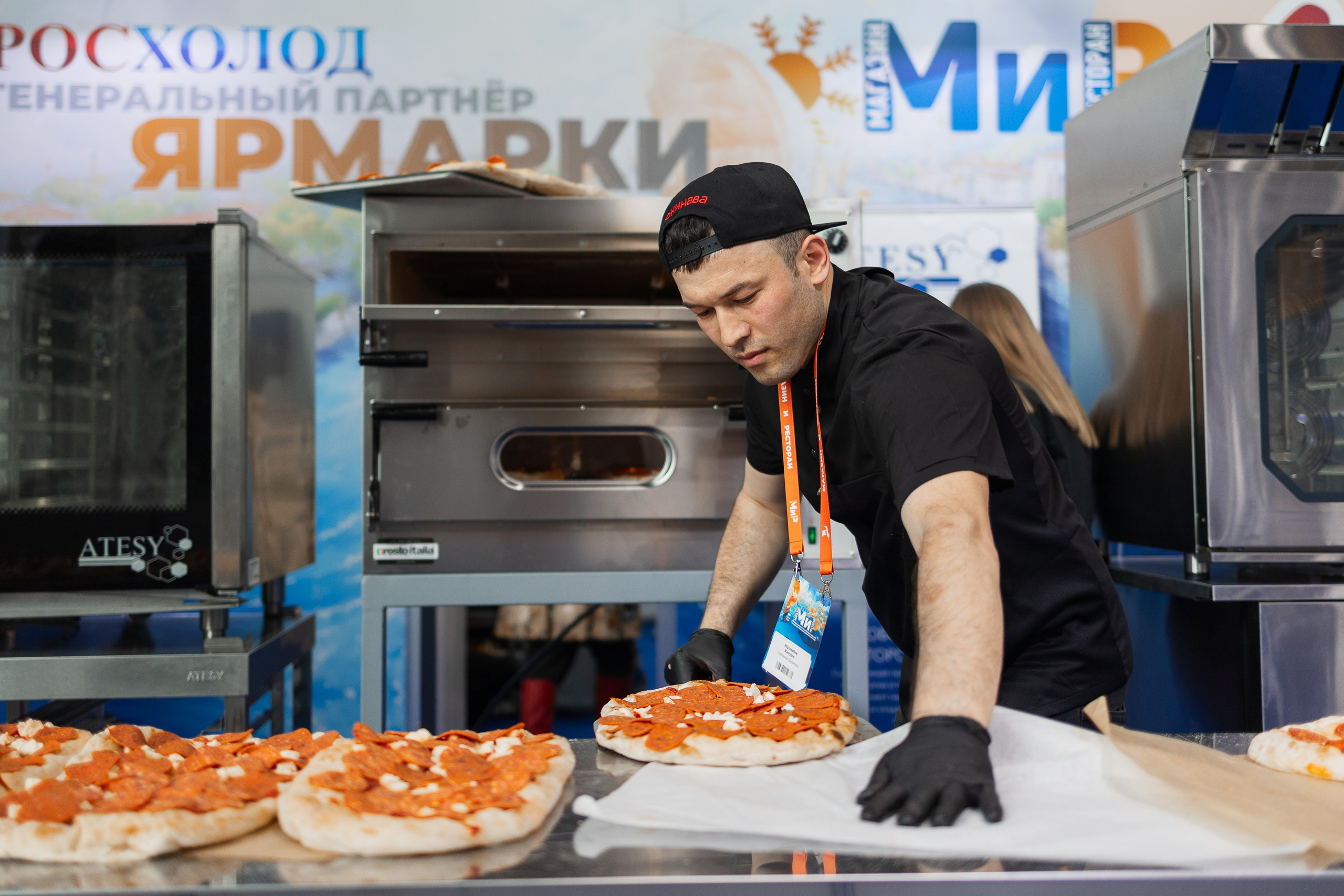 МиР — Казань Экспо. Портретный и репортажный фотограф в Казани Максим Сипачев