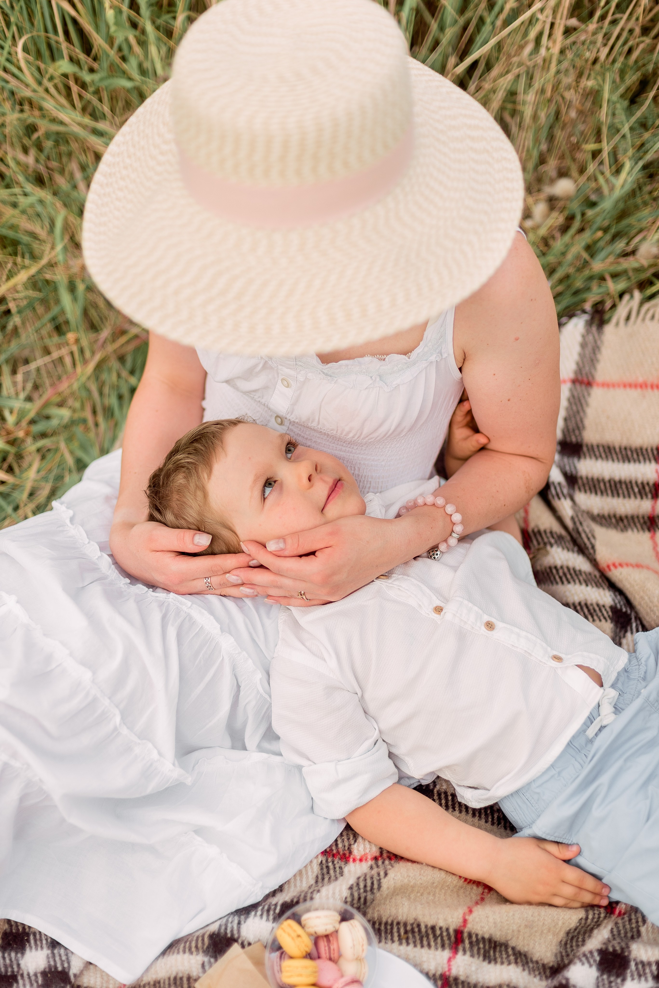 В поле. Фотограф Юлия Попова