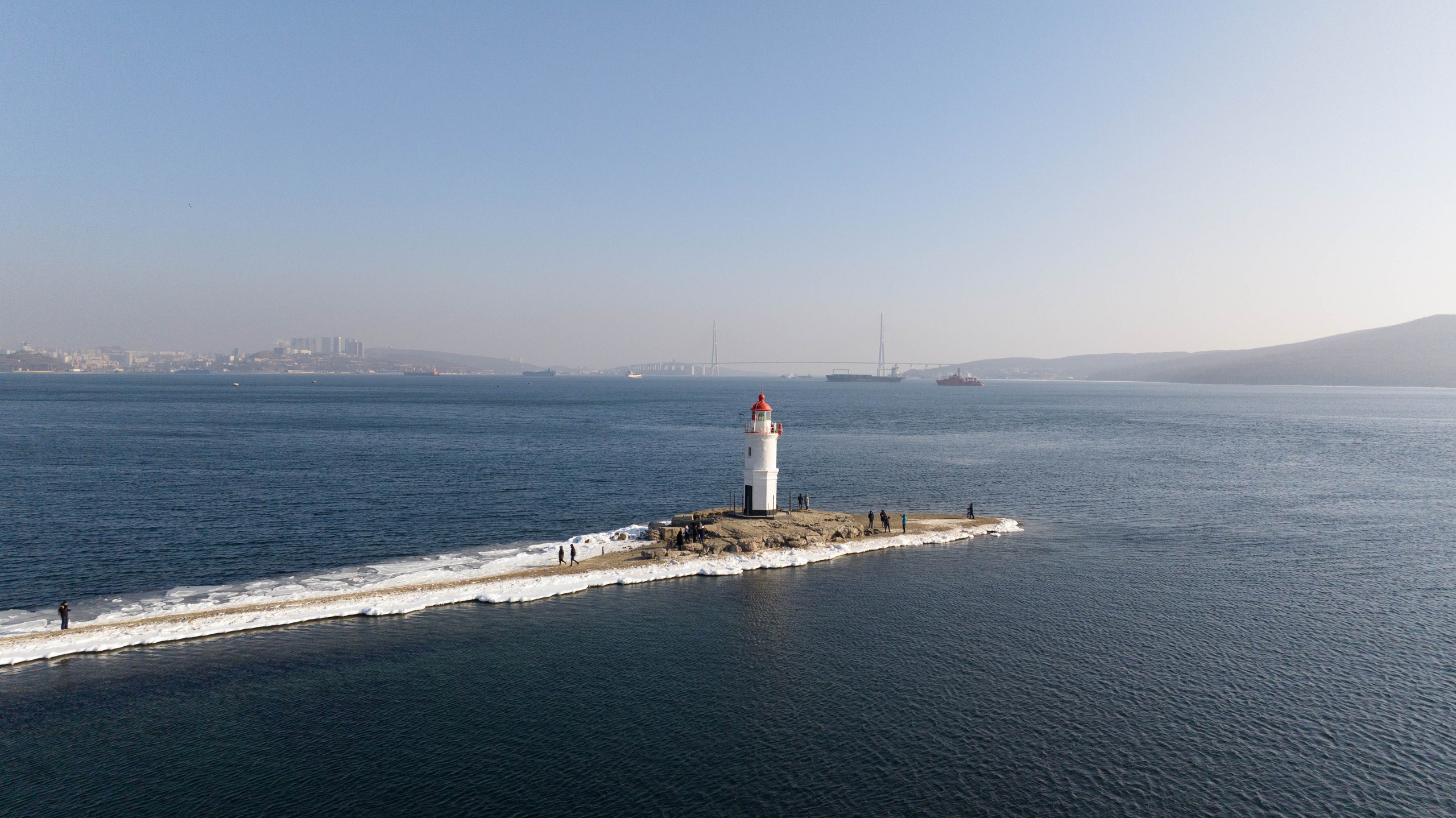 Маяк Токаревского. Турист оптимист