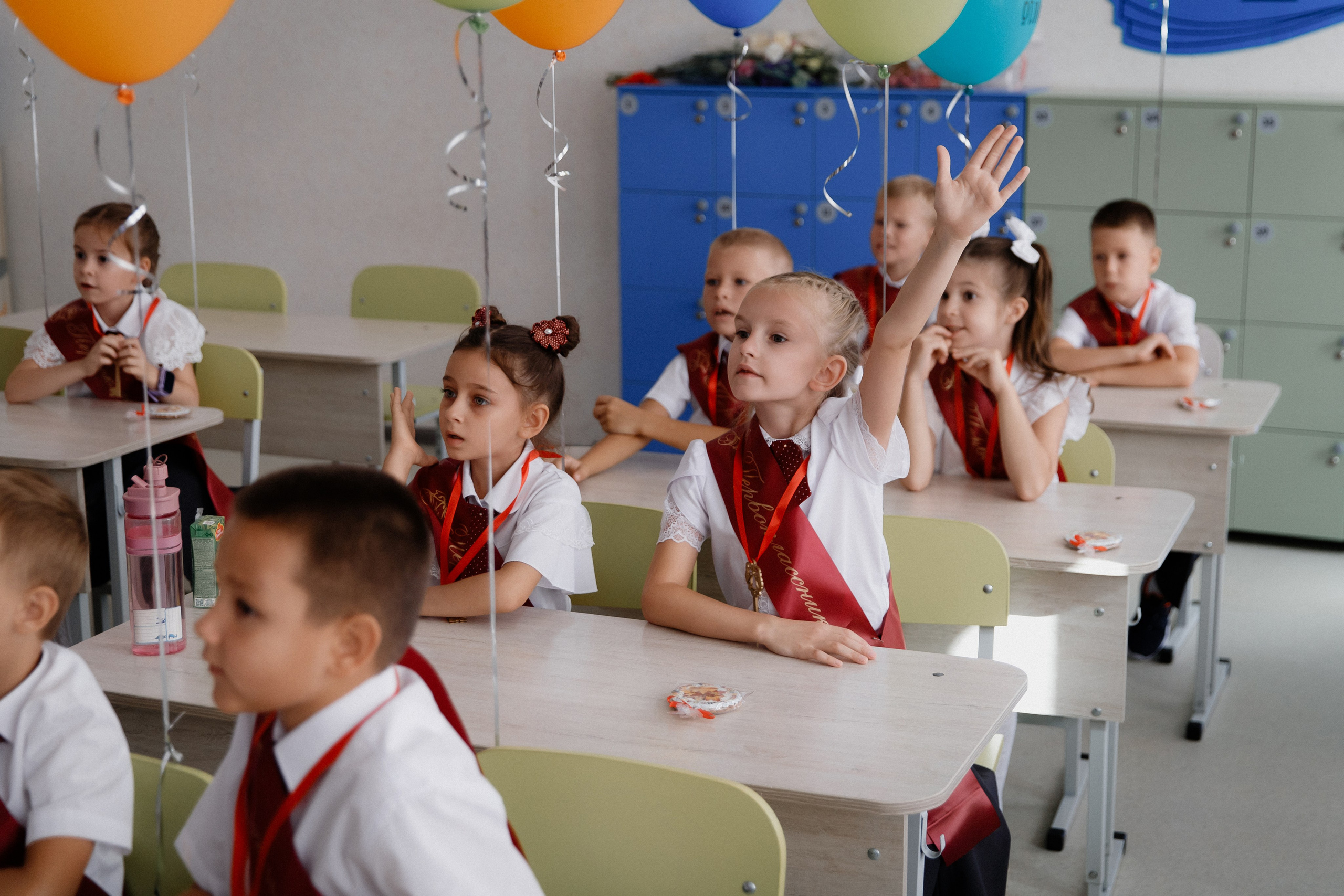 1 класс 11 школа. Выпускные альбомы Натальи Бутко: Новороссийск, Анапа, Геленджик