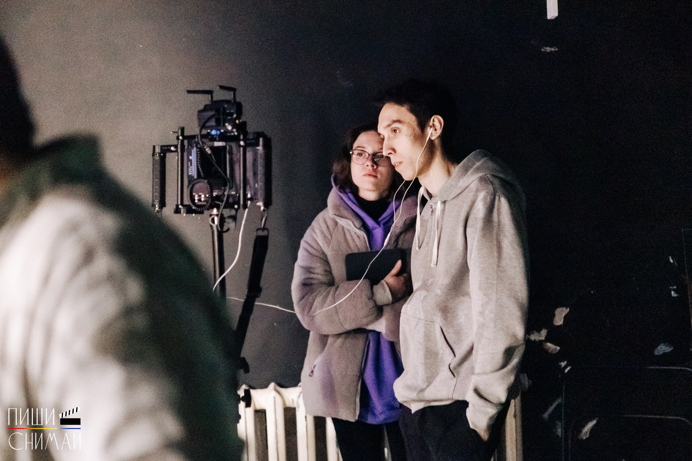 Бэкстейдж со съемок фильма в рамках школы «Пиши — снимай» / 08.12.2023. Денис Прохоров Фотограф в г. Магнитогорск