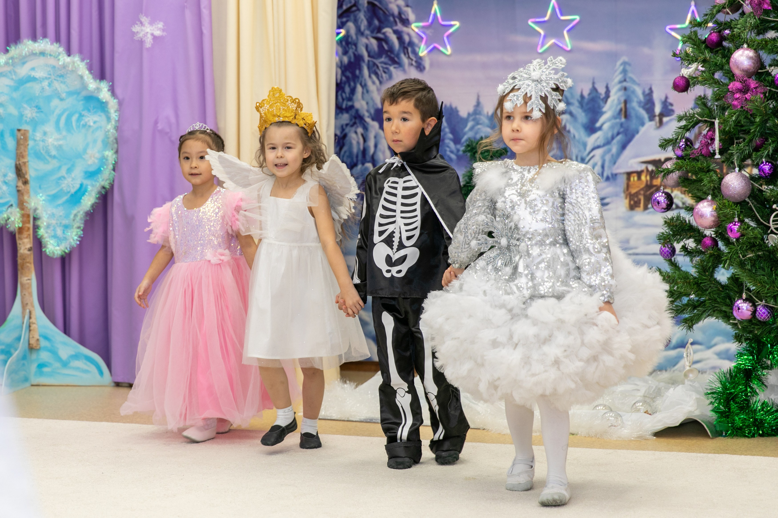 Новый год 2025 Ягодка. Школьный и детский фотограф в Южно-Сахалинске Анастасия Лескова