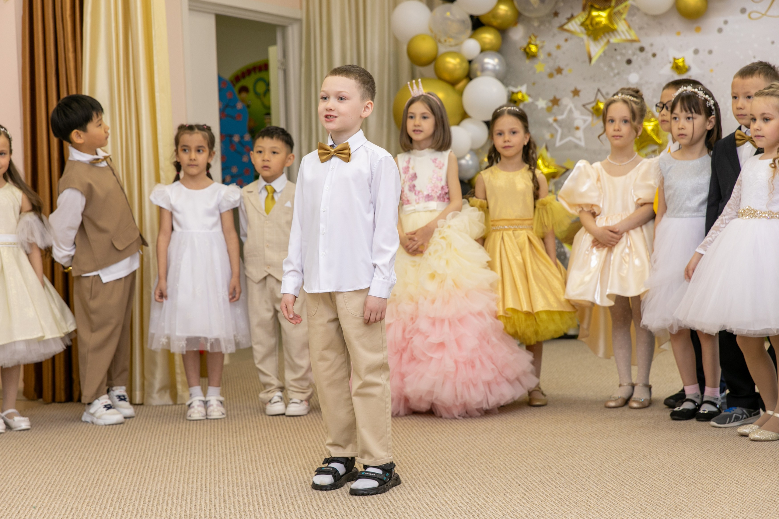 Выпускной Цветик-Семицветик 2025. Школьный и детский фотограф в Южно-Сахалинске Анастасия Лескова