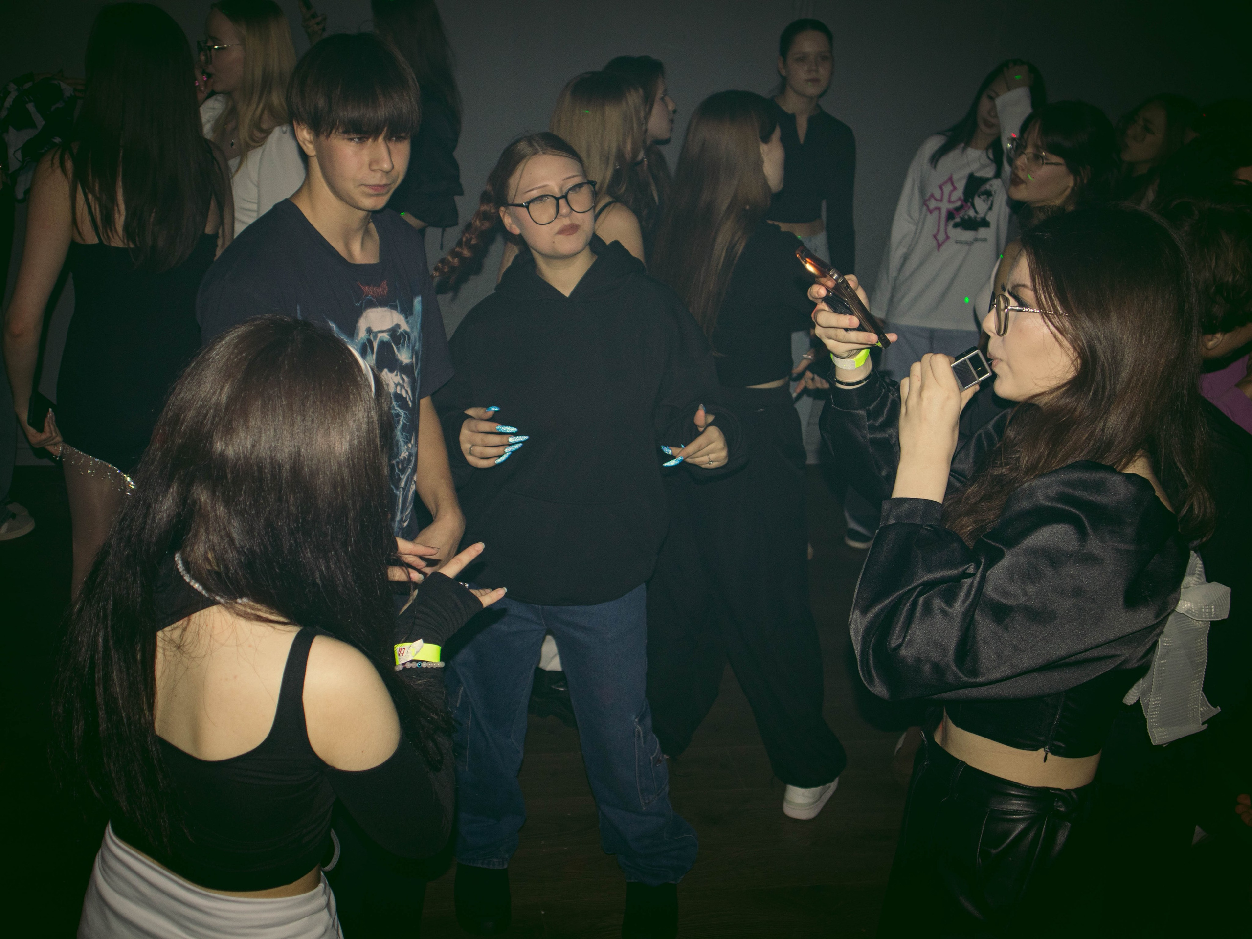 MOSHPIT. Фотограф и видеограф в Бугульме Аня Трутнева