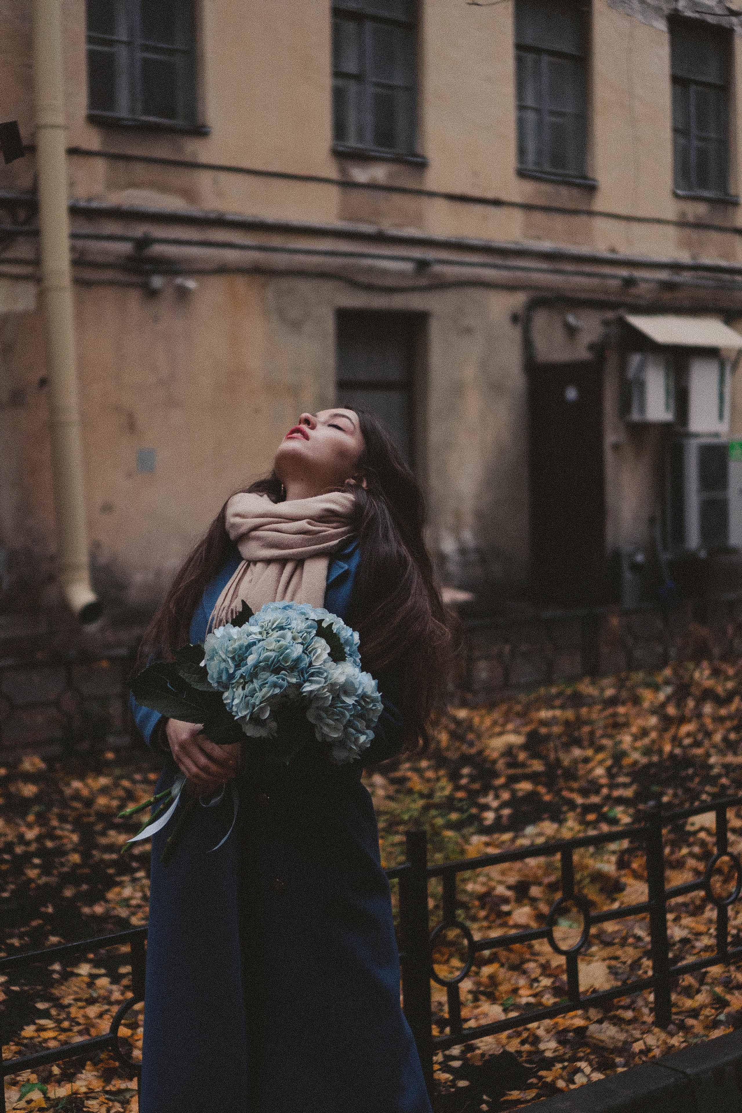 Прогулочная фотосессия по центру. Профессиональный фотограф, Санкт-Петербург — Виктория Богомолова