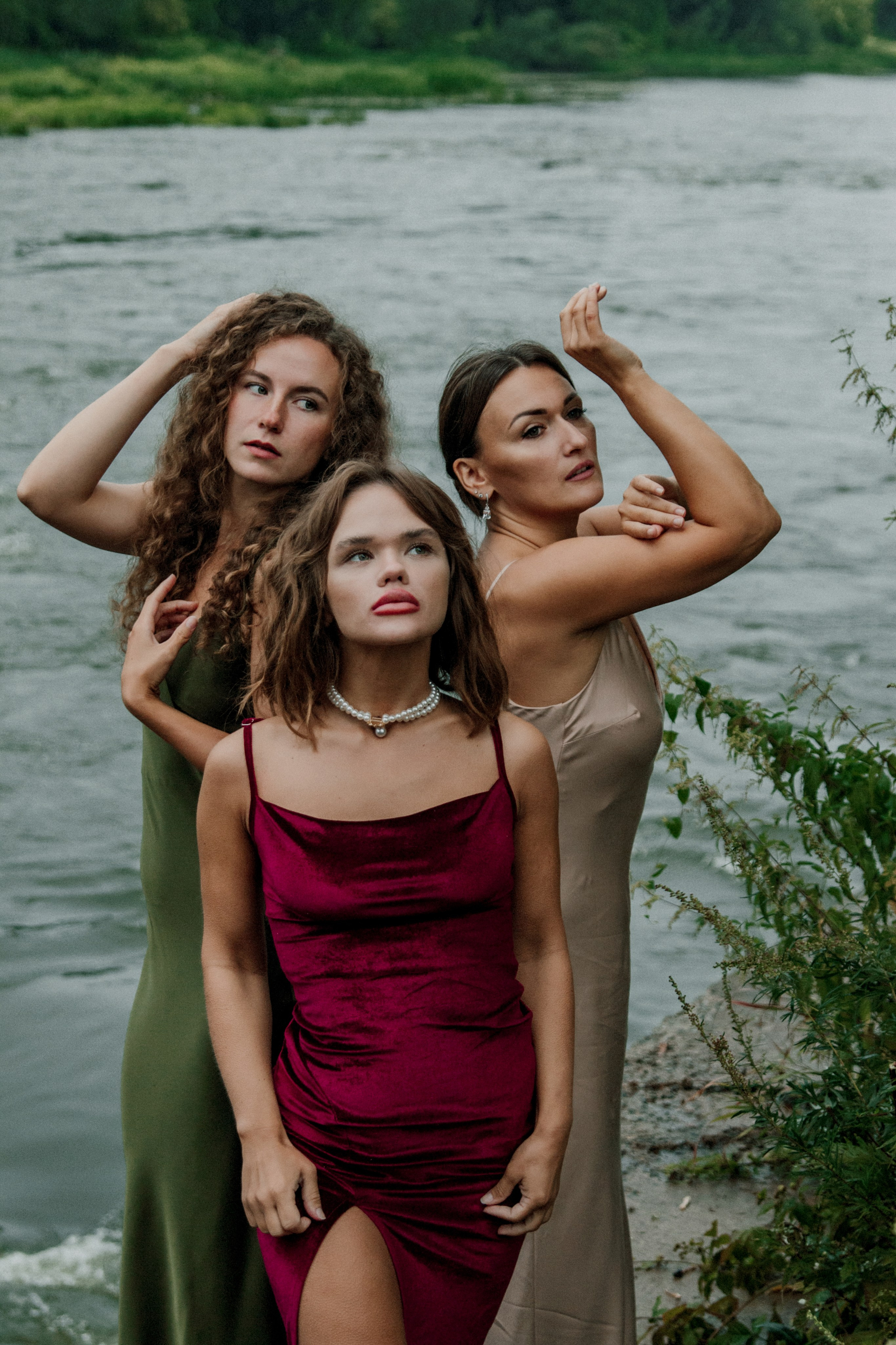 Настя & Оля & Настя. Свадебный и индивидуальный фотограф в Суворове Клюева Мария