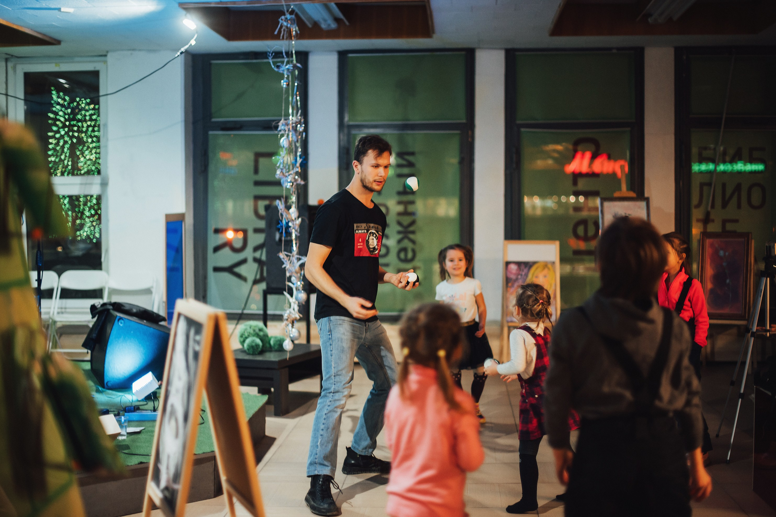 Концерт в Автограде. Семейный и портретный фотограф в Тольятти | Самаре Мария Иодис