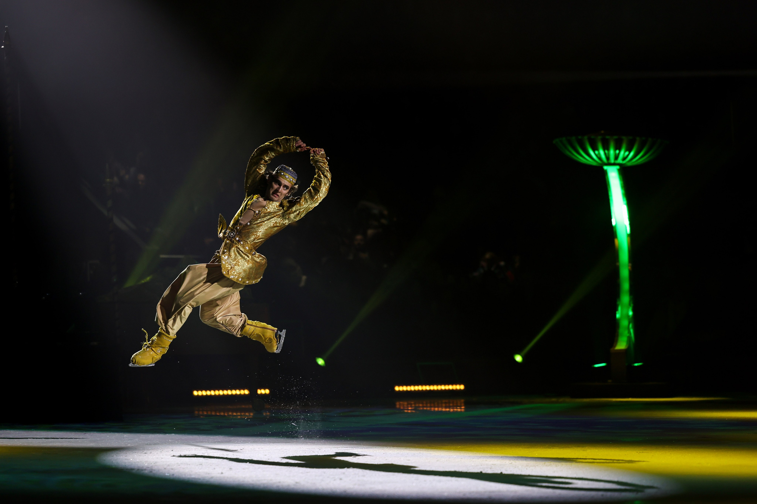 «История любви Шахеризады» шоу на льду 03.01.2024. Спортивный и репортажный фотограф Антон Тереханов