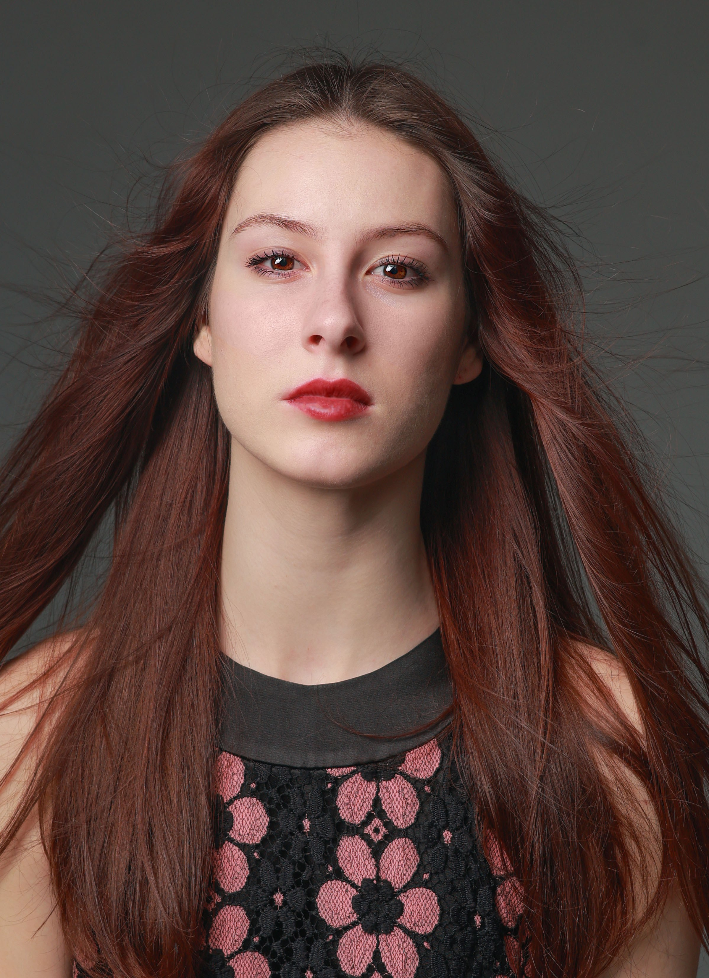 Портретная студийная фотосессия. Фотосессия в студии. Портретный фотограф, фотохудожник в Санкт-Петербурге Марина Иванова