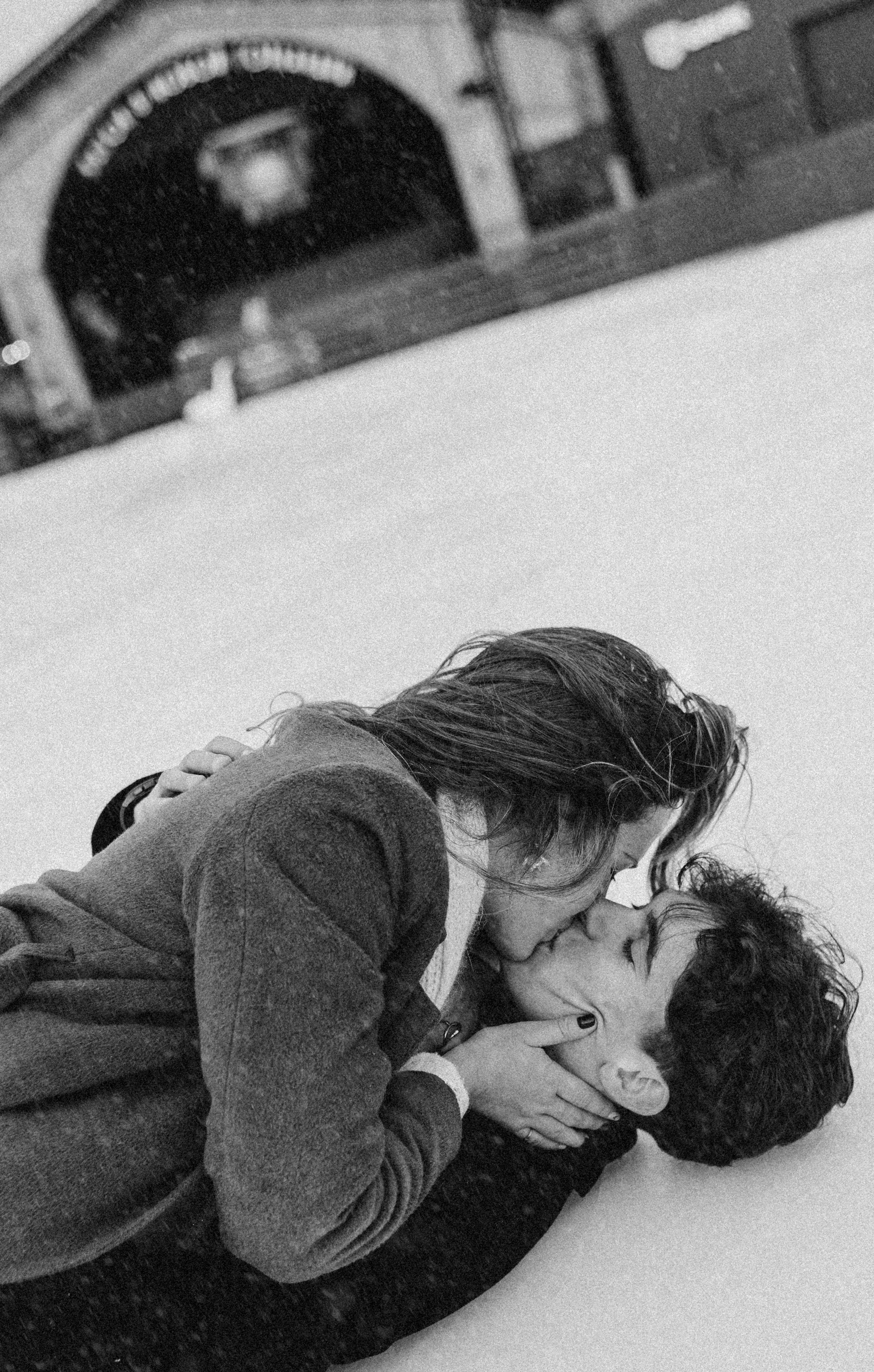 Парная фотосессия на катке. Новая Голландия. Зимняя фотосессия в Санкт-Петербурге. Фотограф в Санкт-Петербурге. Федосова Елизавета 