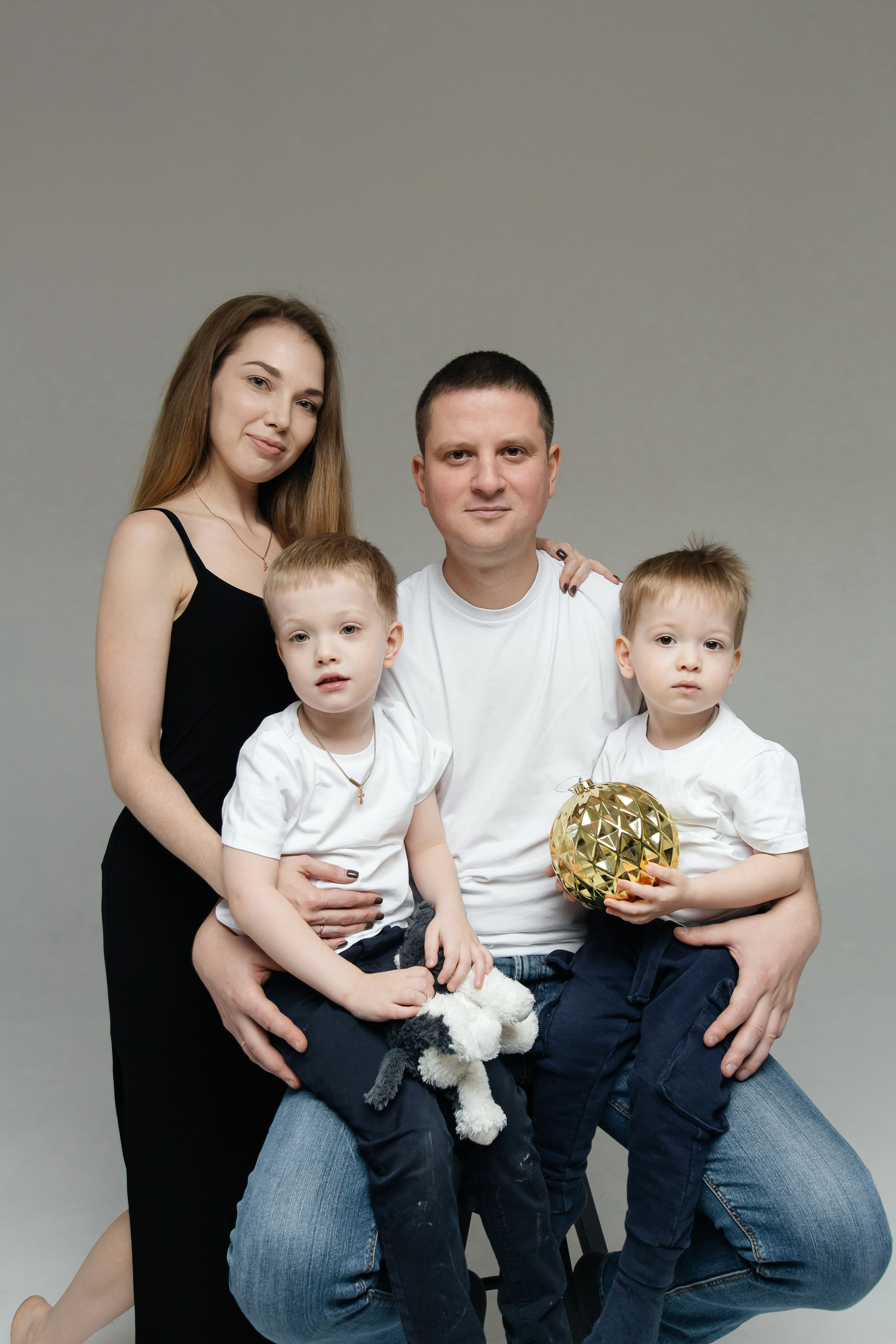 Марина и Сергей Новый год 2025. Женский фотограф в Оренбурге Ирина Заводчикова