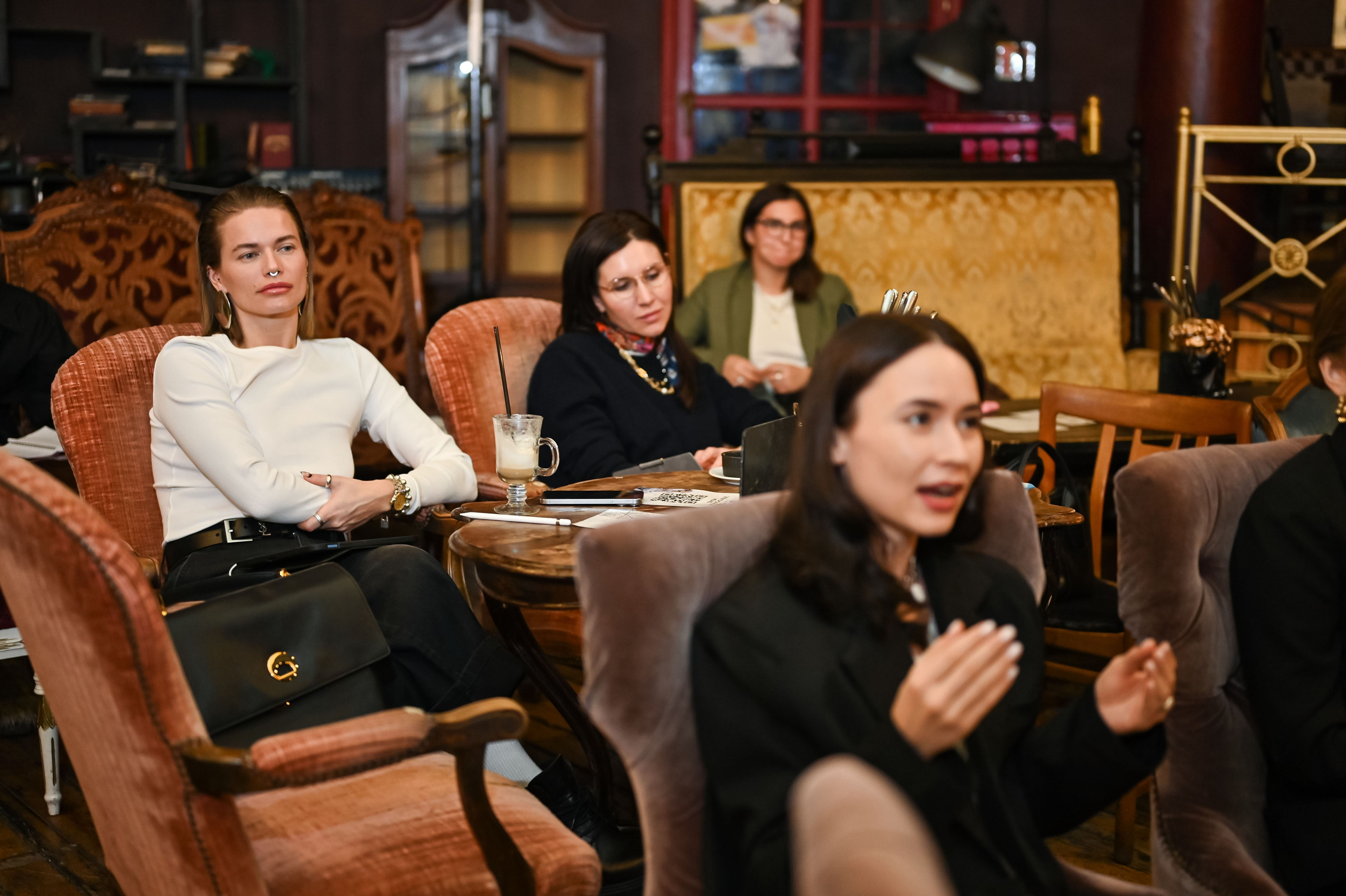 Репортажная съемка МК для клуба itsuptou. ZDARONOKIA Репортажный фотограф