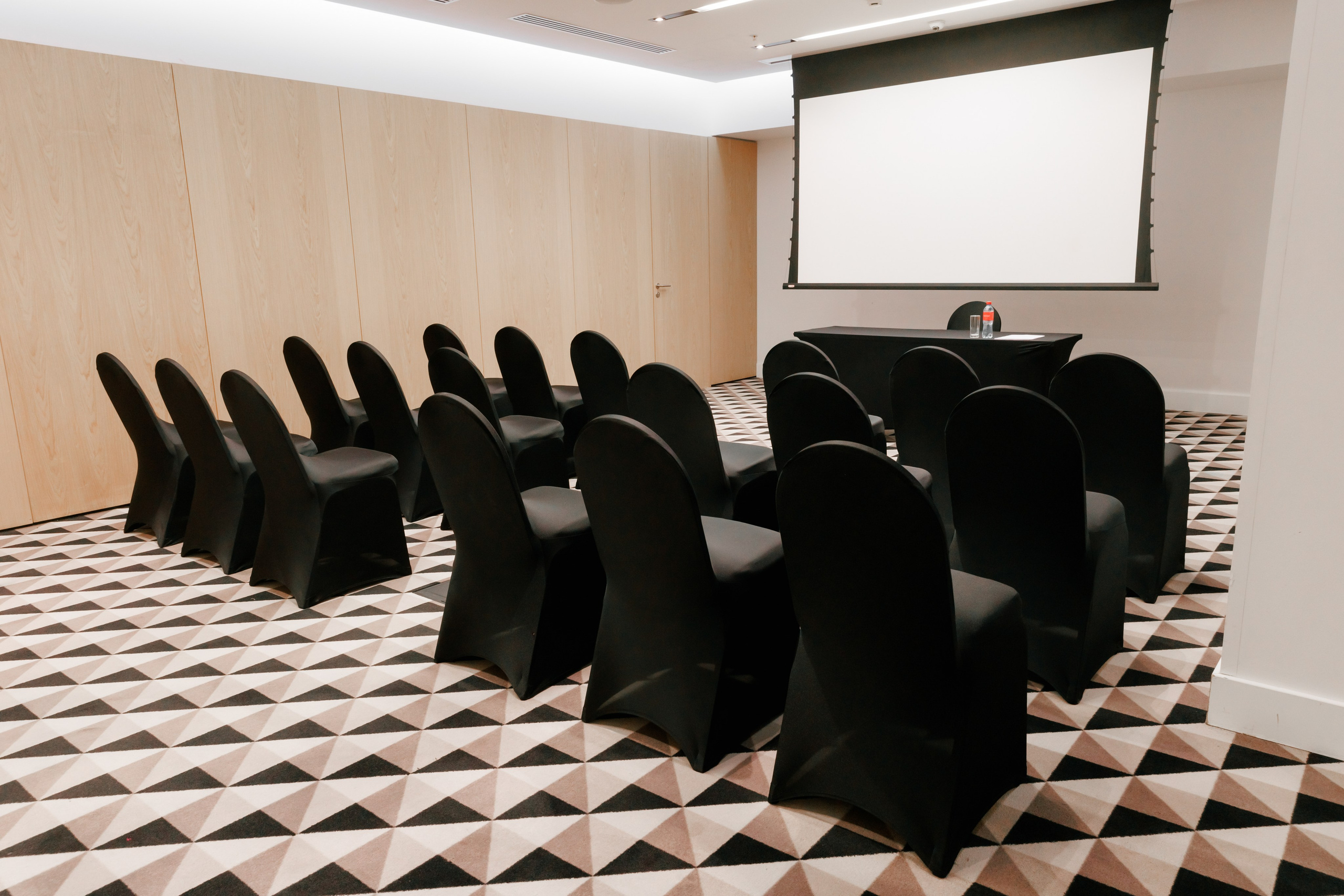 Конференц-залы AZIMUT сити-отель. Репортажный фотограф в Санкт-Петербурге Жолудев Владислав