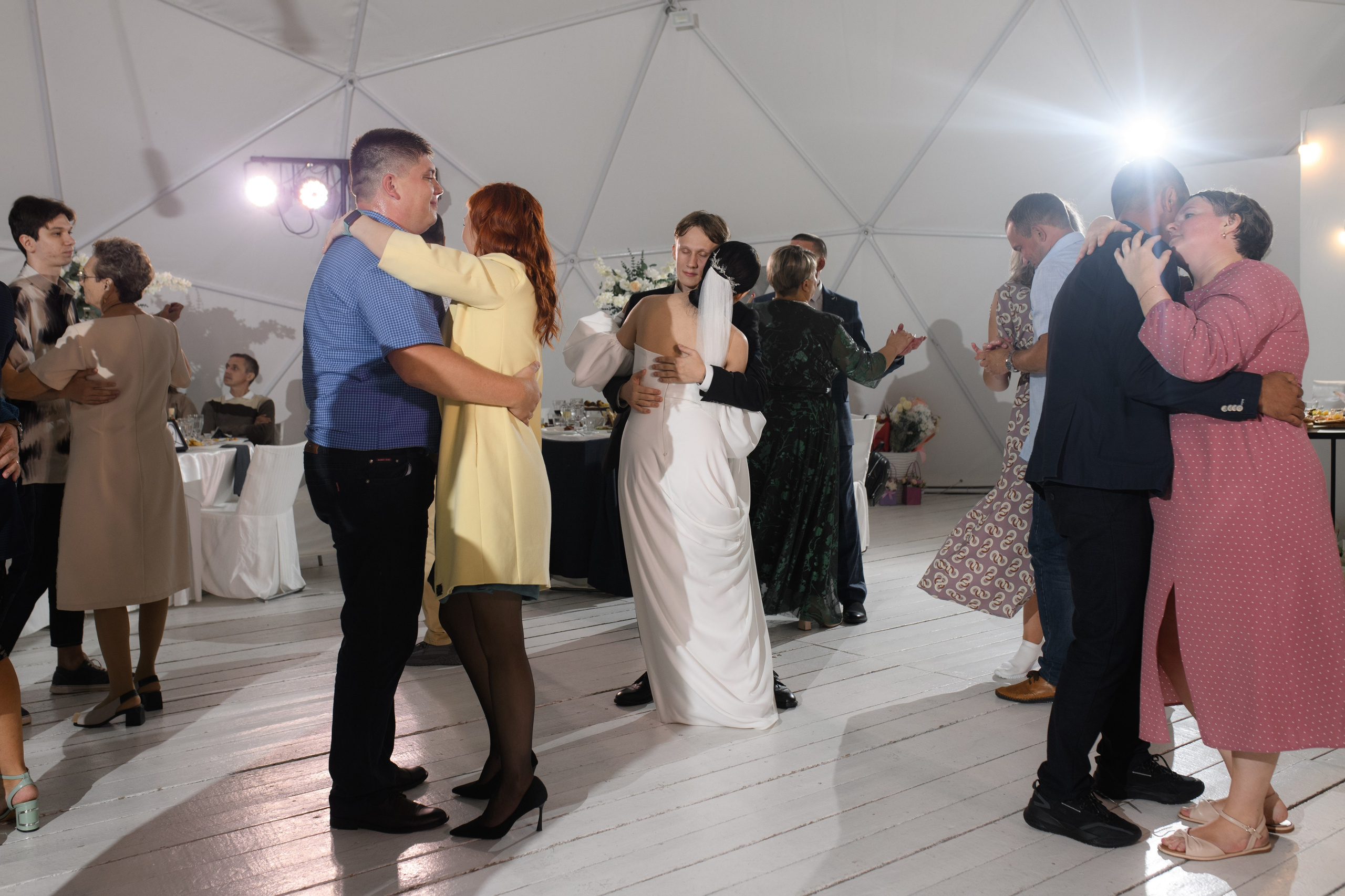 Влад+Марина — Отель Покровский. Свадебный фотограф Екатеринбург/Челябинск — Любовь Волохова