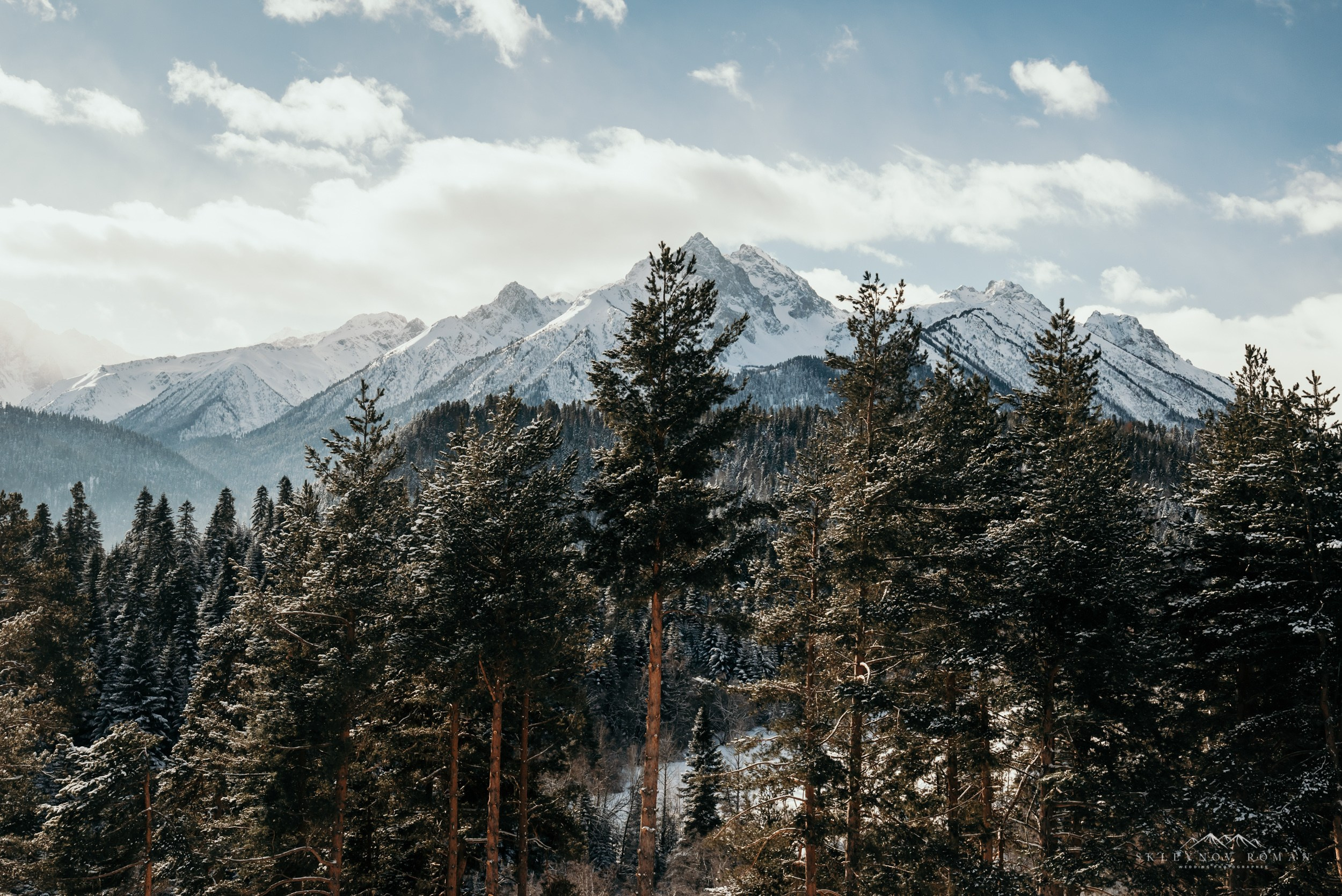 Прогулка Дарьи и Артема в горах Архыза. Свадебный и travel фотограф в Волгограде, Сочи, Домбае, Европе