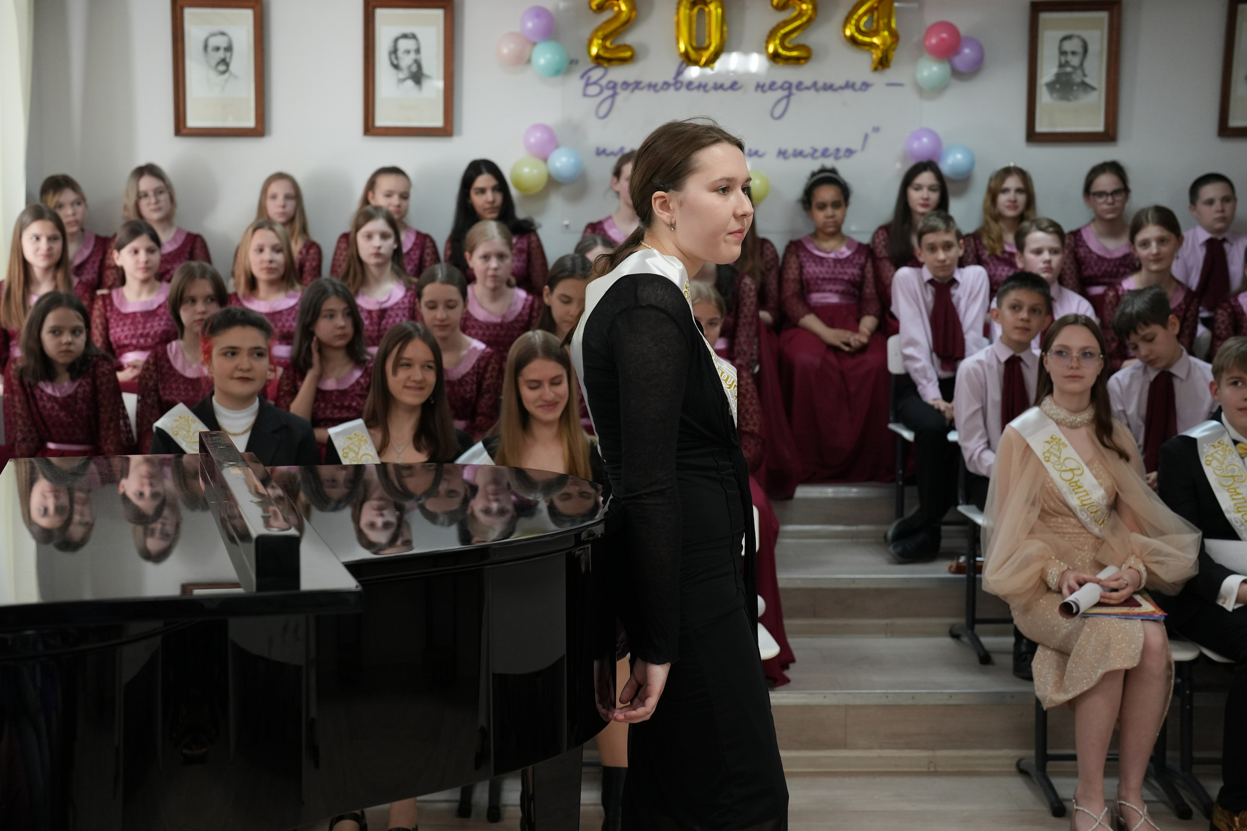 Выпускной в музыкально-хоровой школе г. Москвы № 106. Семейный и детский фотограф в Москве Оксана Чибизова