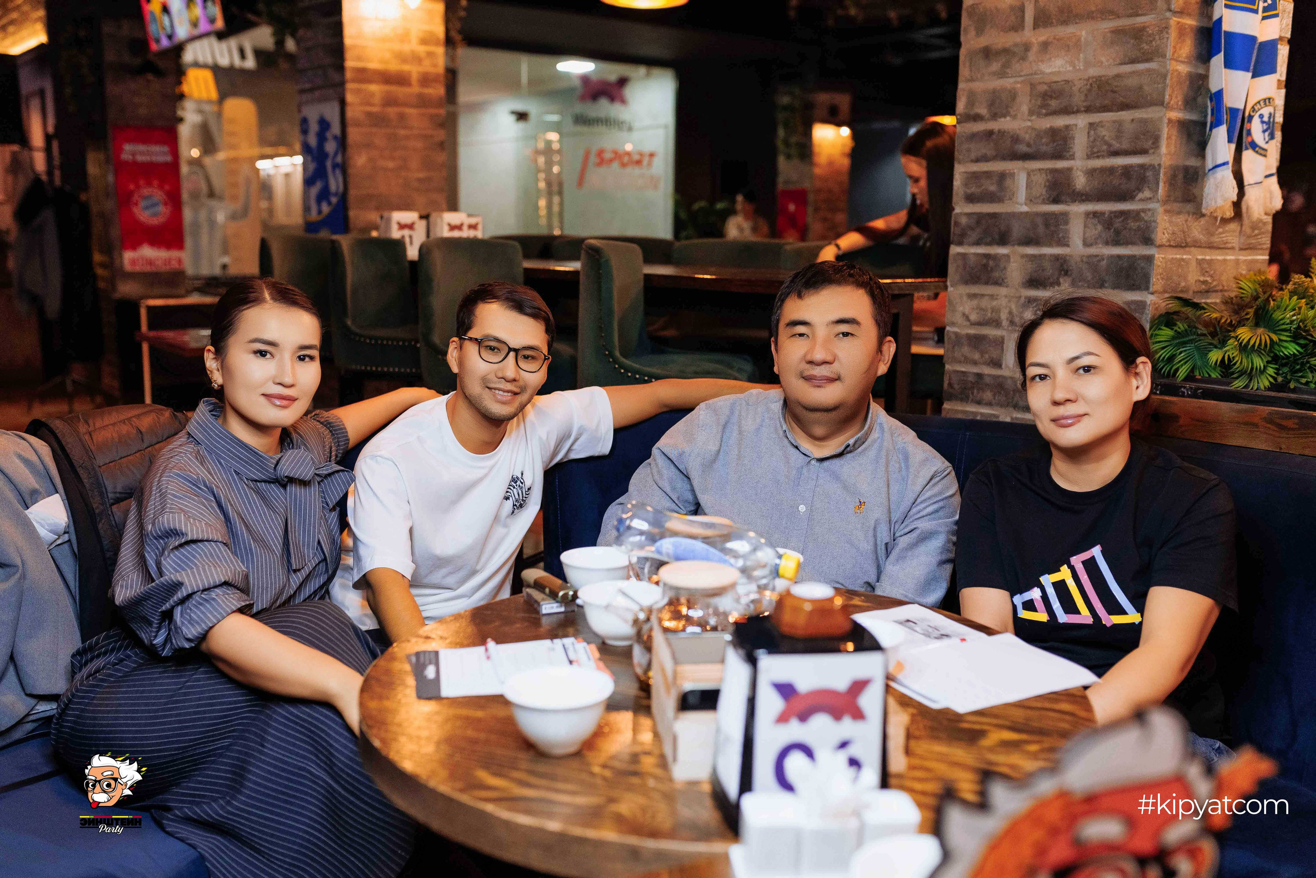 Эйнштейн Party