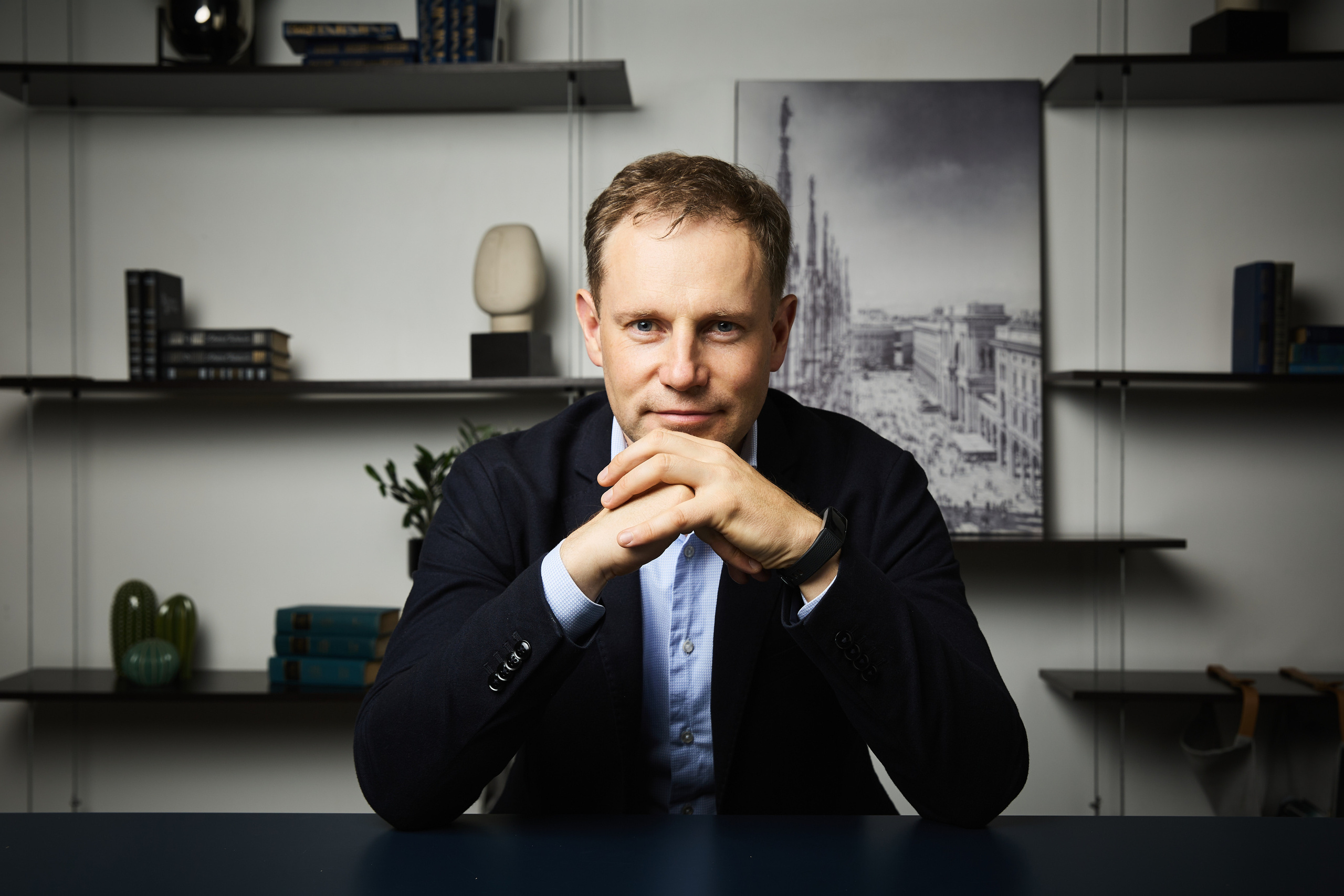 Бизнес портрет мужской и женский руководителя. КонТайм: профессиональная съемка для организаций