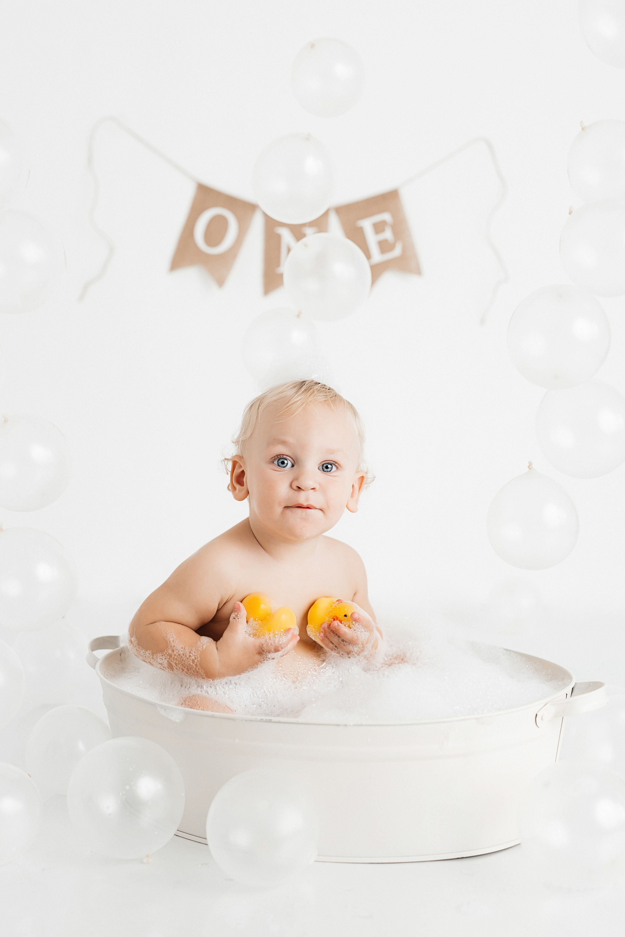 Ванночки годик. Профессиональная детская и семейная фотостудия в Краснодаре