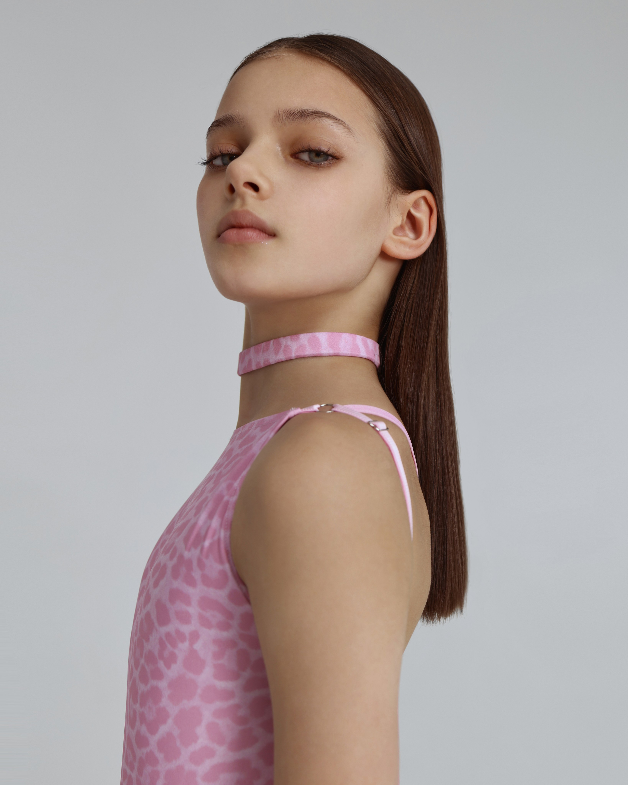 Каталожная съемка одежды для брендов под ключ в Москве