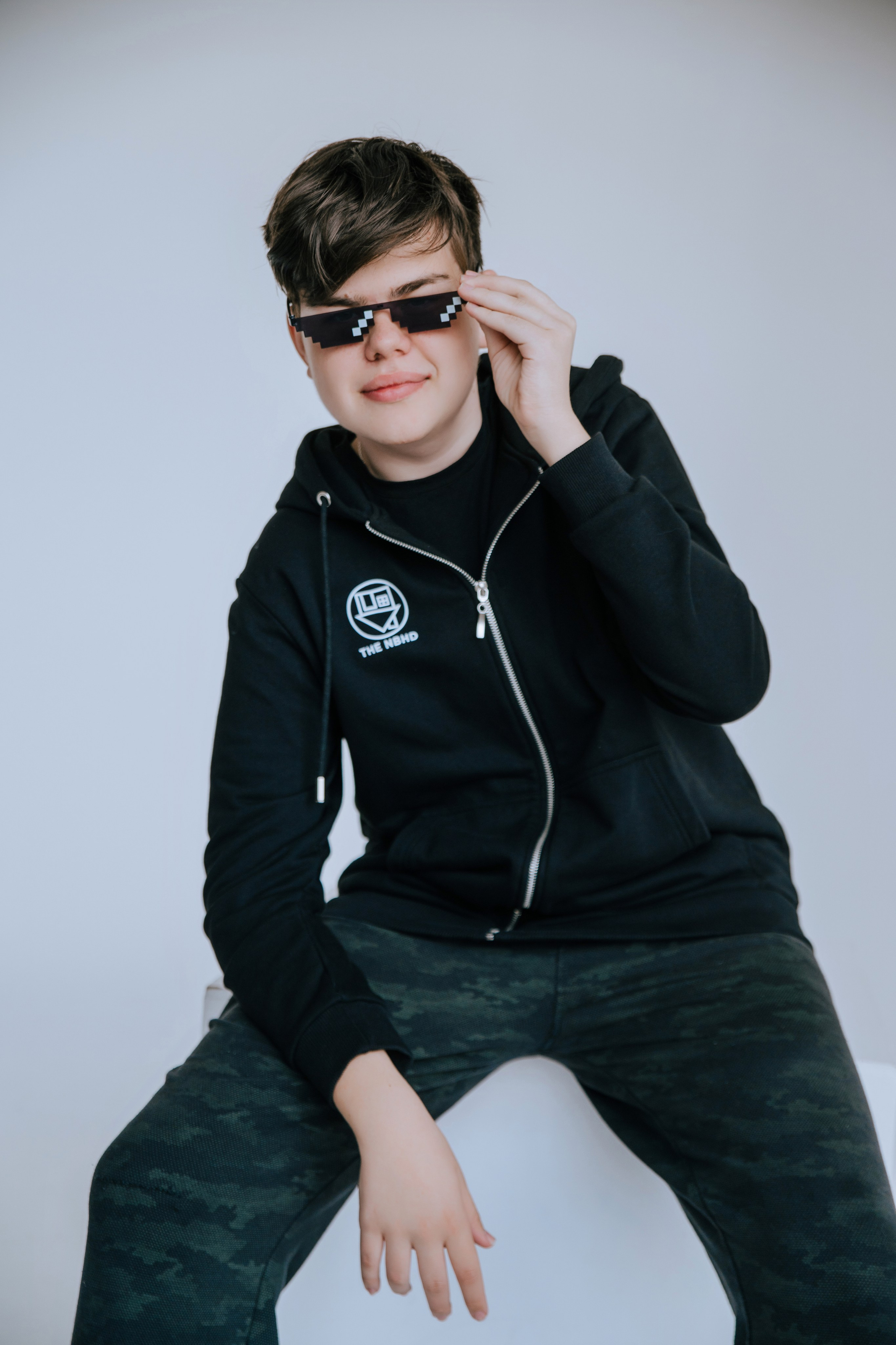 Гимназия им. Сайбеля — Выпуск 2024, 9 класс. Фотограф Ярмишко Дарья. Выпускные фотокниги