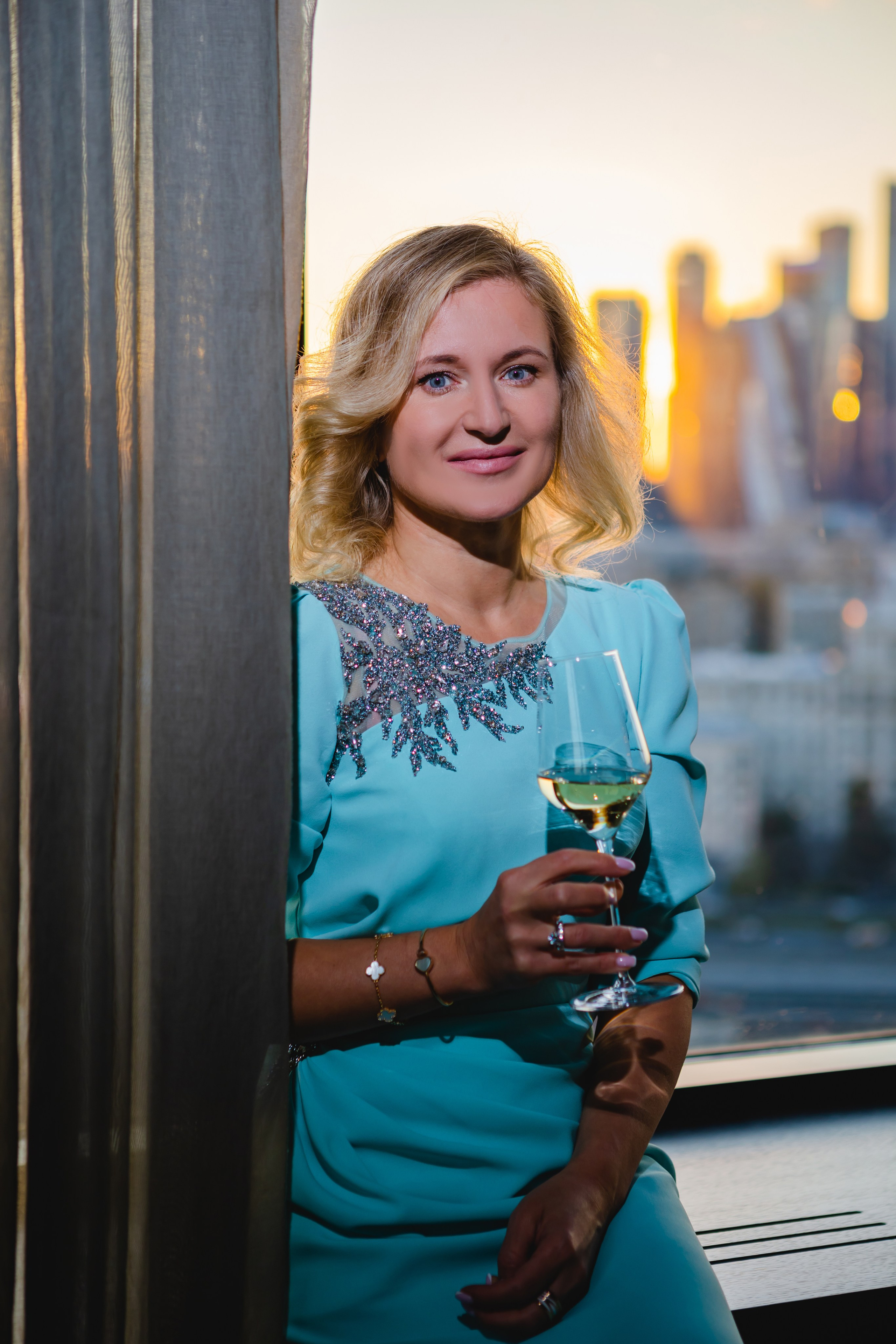 Дни Рождения и Юбилеи. Сайт с красивыми фотографиями и людьми