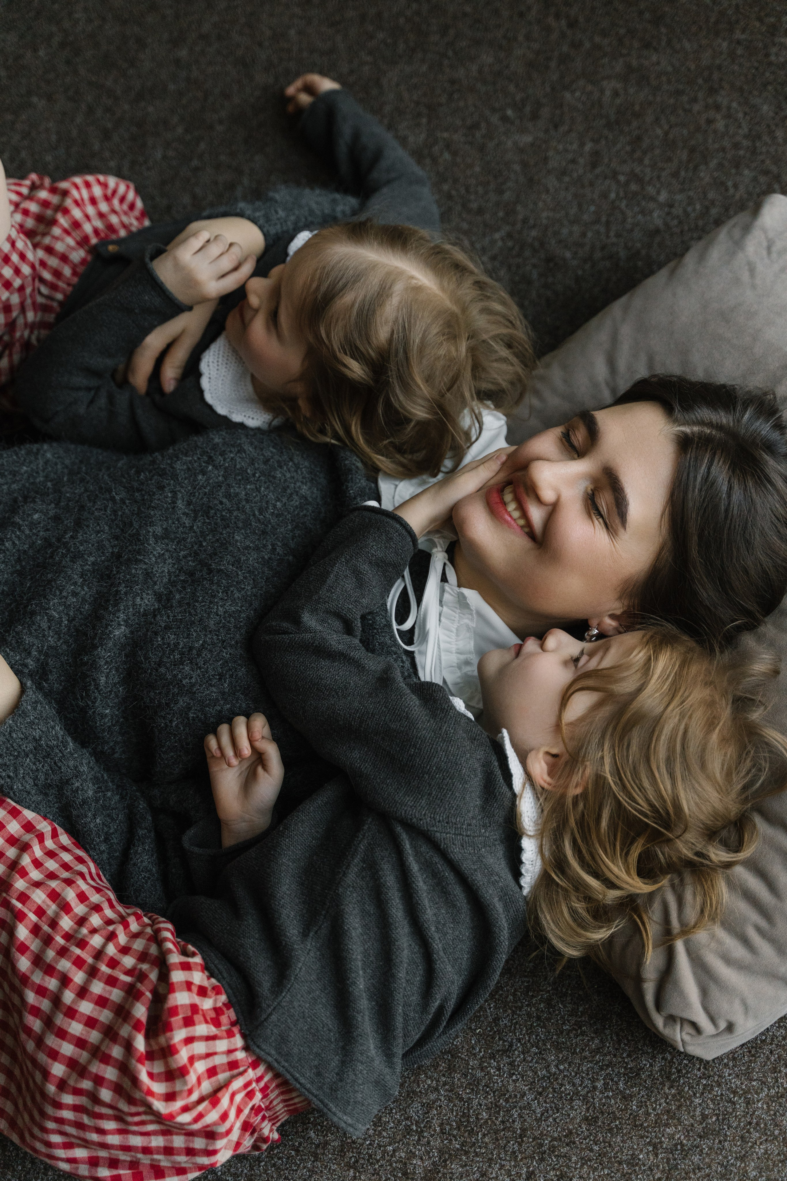 Мия, Луна и мама Лина. Свадебный и семейный фотограф в Новосибирске Светлана Варутина